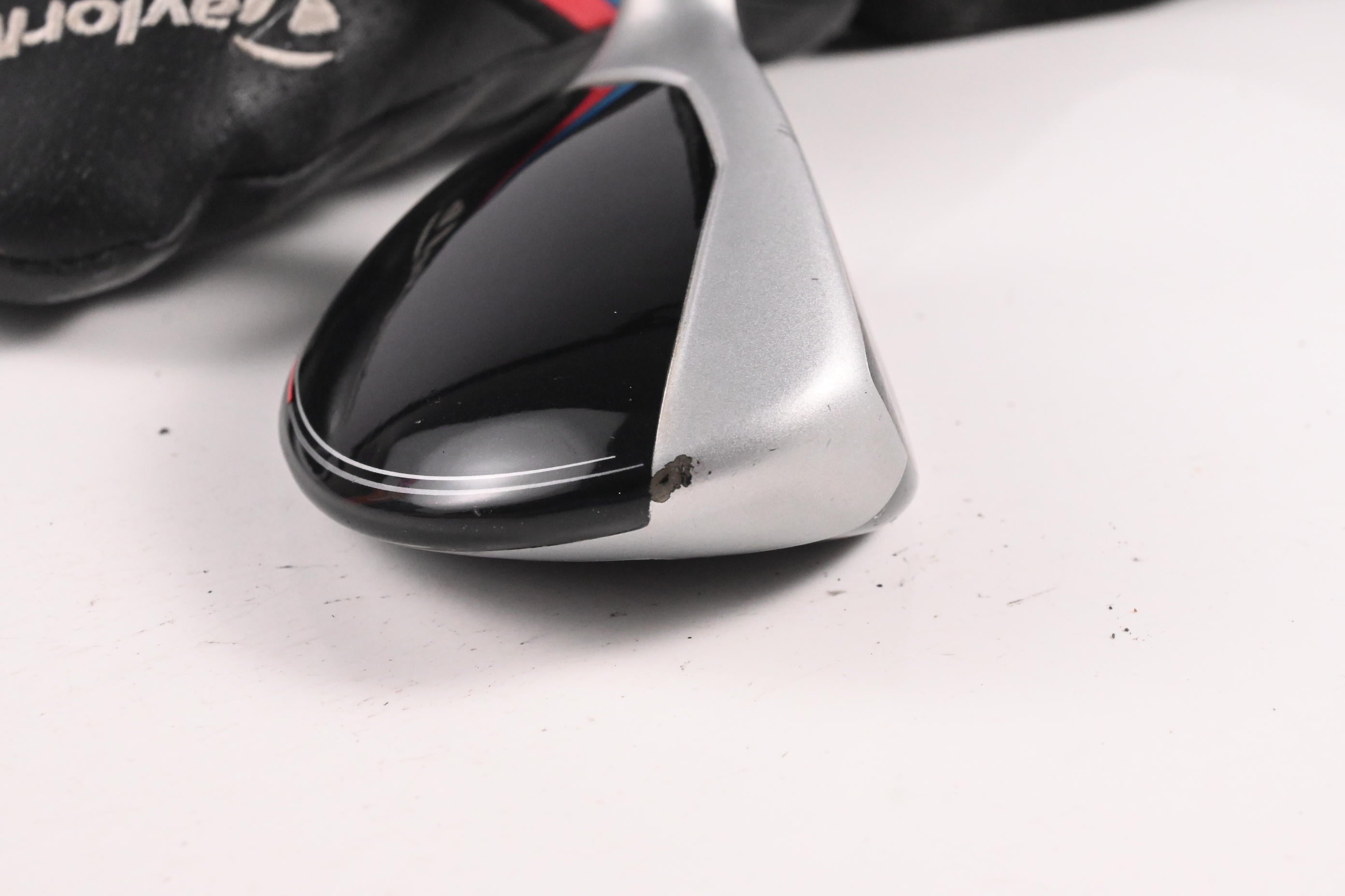 Taylormade M4 #3 Hybrid / 19 Degree / Stiff Flex Fujikura Atmos Red 7 Shaft