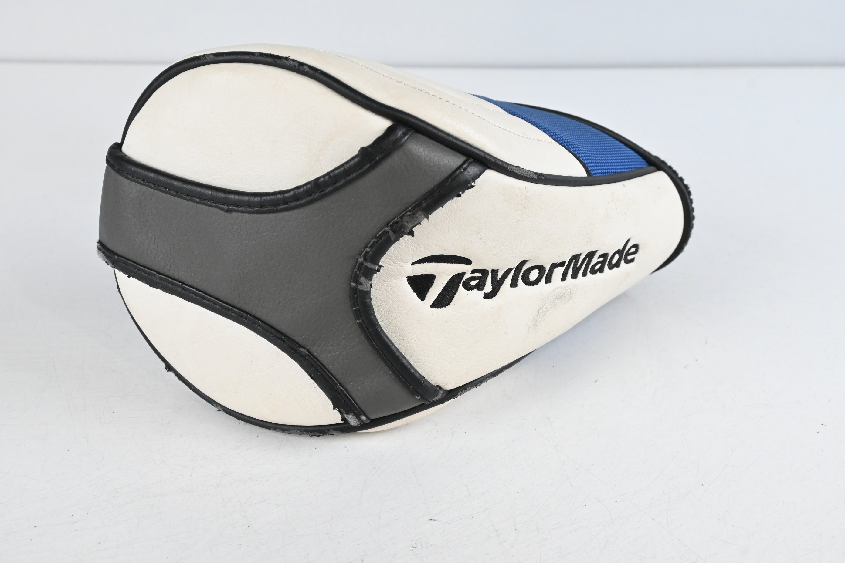 Taylormade SLDR-S Driver / 10 Degree / Regular Flex Fujikura Speeder 57