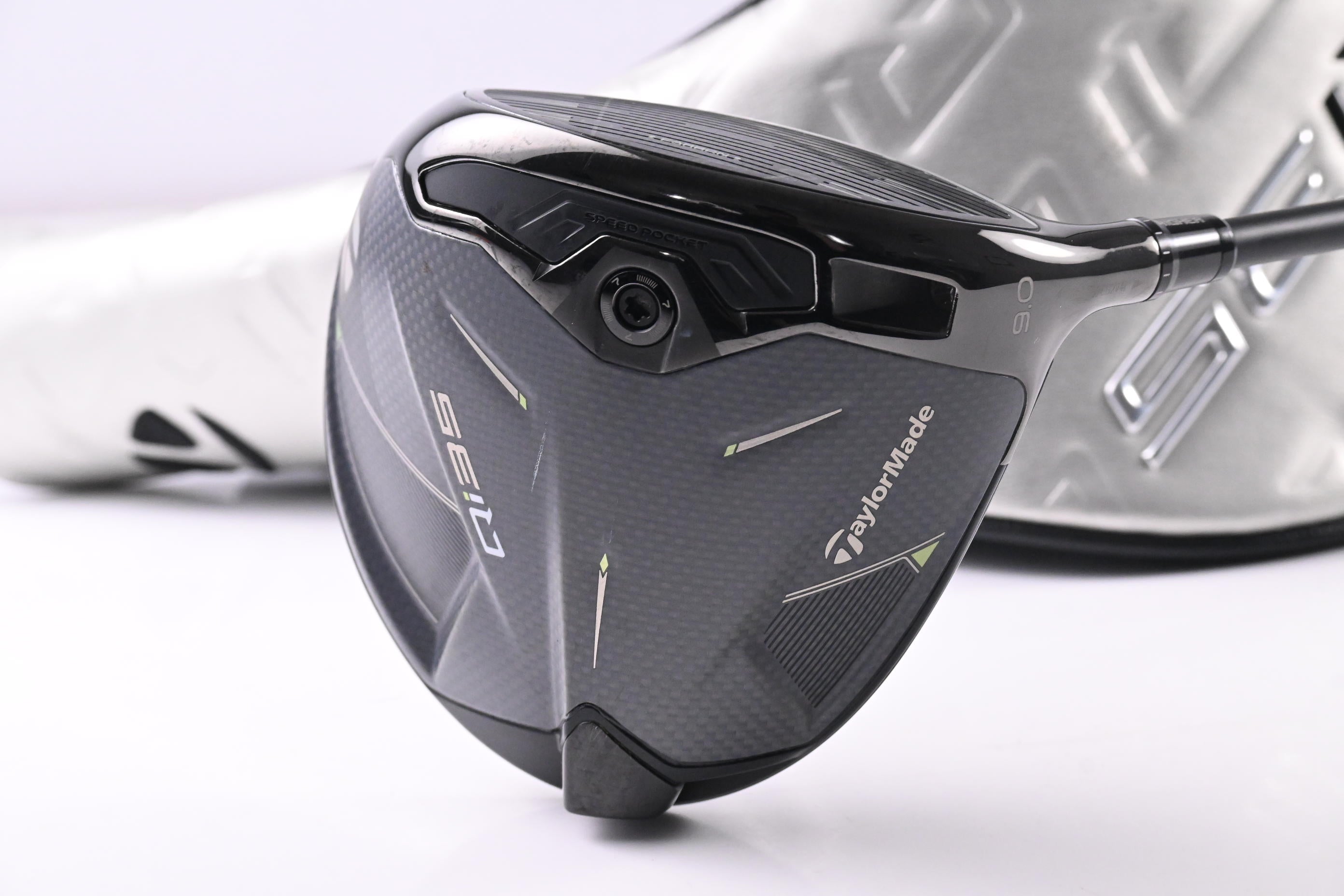 Taylormade Qi35 Driver / 9 Degree / X-Flex Kai`li CB Blue 60 Shaft