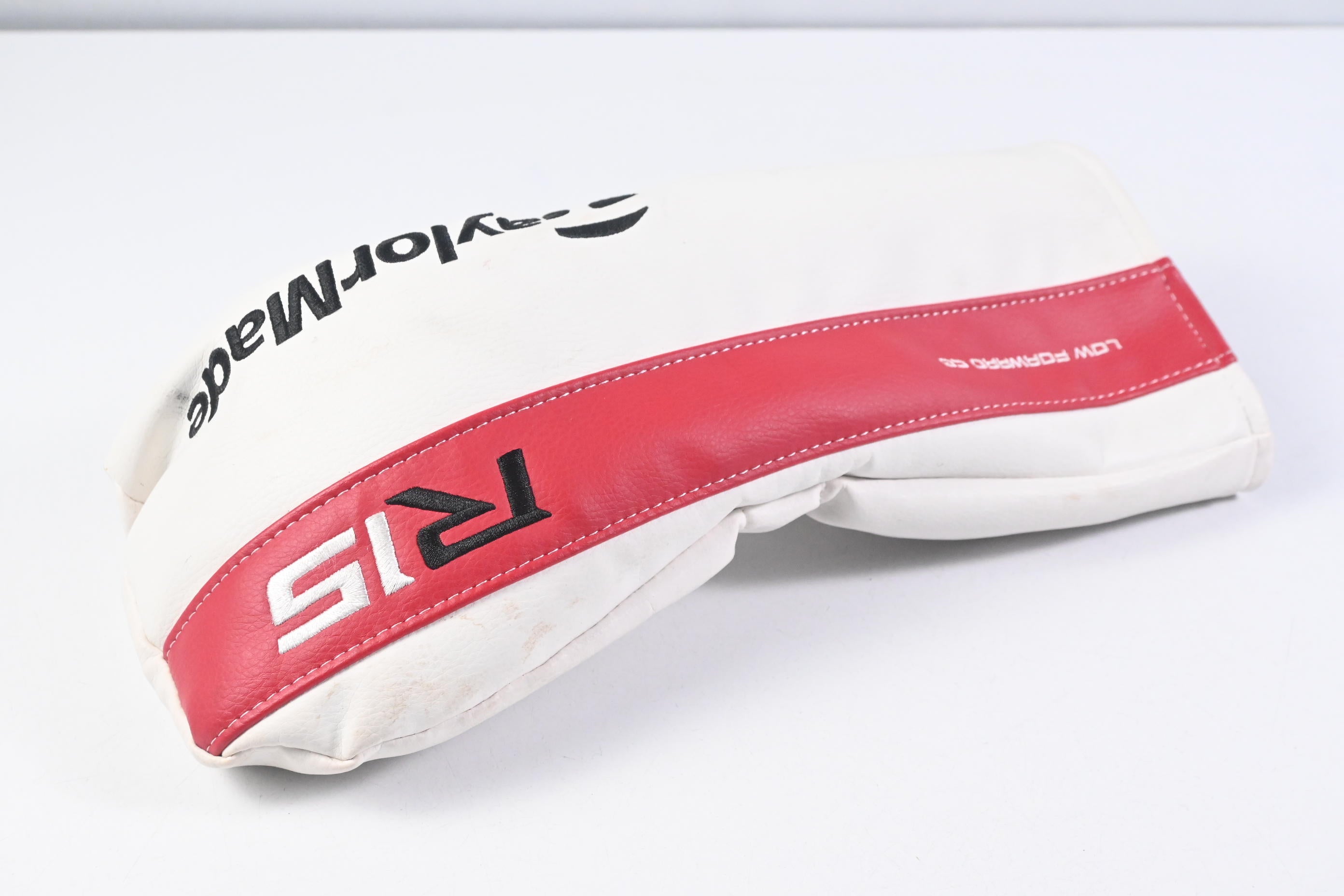 Taylormade R15 Black Driver / 10.5 Degree / Regular Flex Speeder 57 Evolution