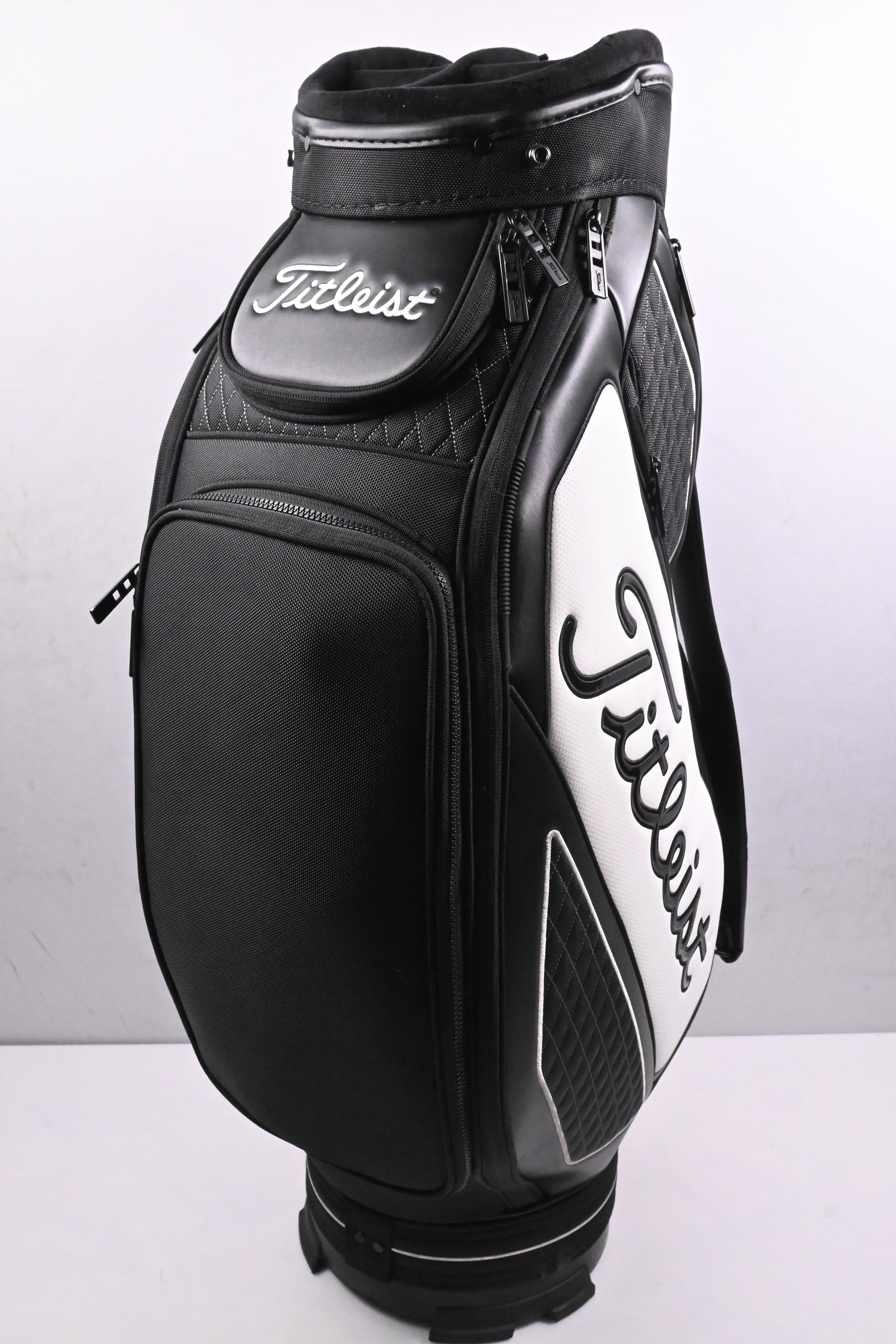 Titleist Staff Tour Bag / 6-Way Divider / Black, White