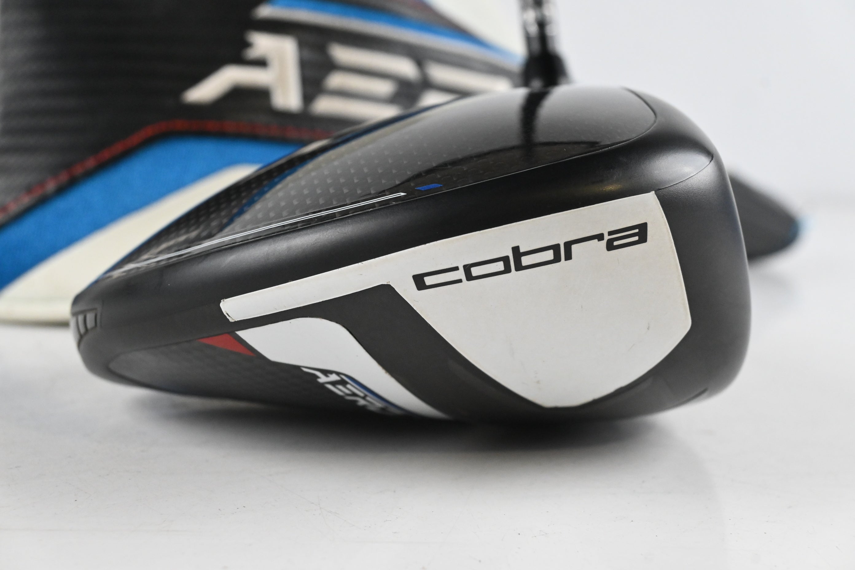 Cobra Aerojet Max Driver / 12 Degree / Senior Flex UST Helium Nano Core 4 Shaft