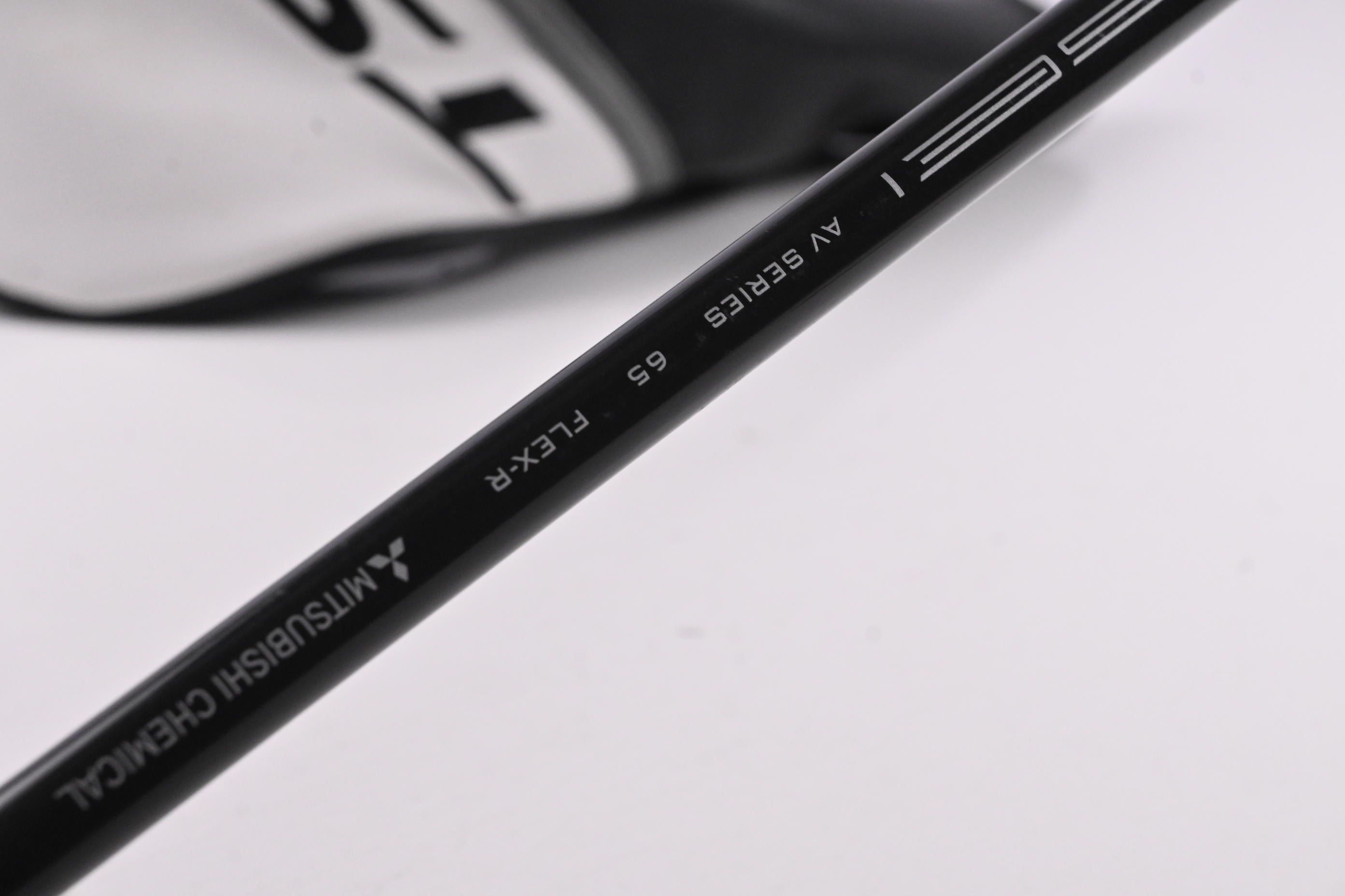 Titleist TSR3 #3 Wood / 15 Degree / Regular Flex Tensei AV Raw Blue 65 Shaft