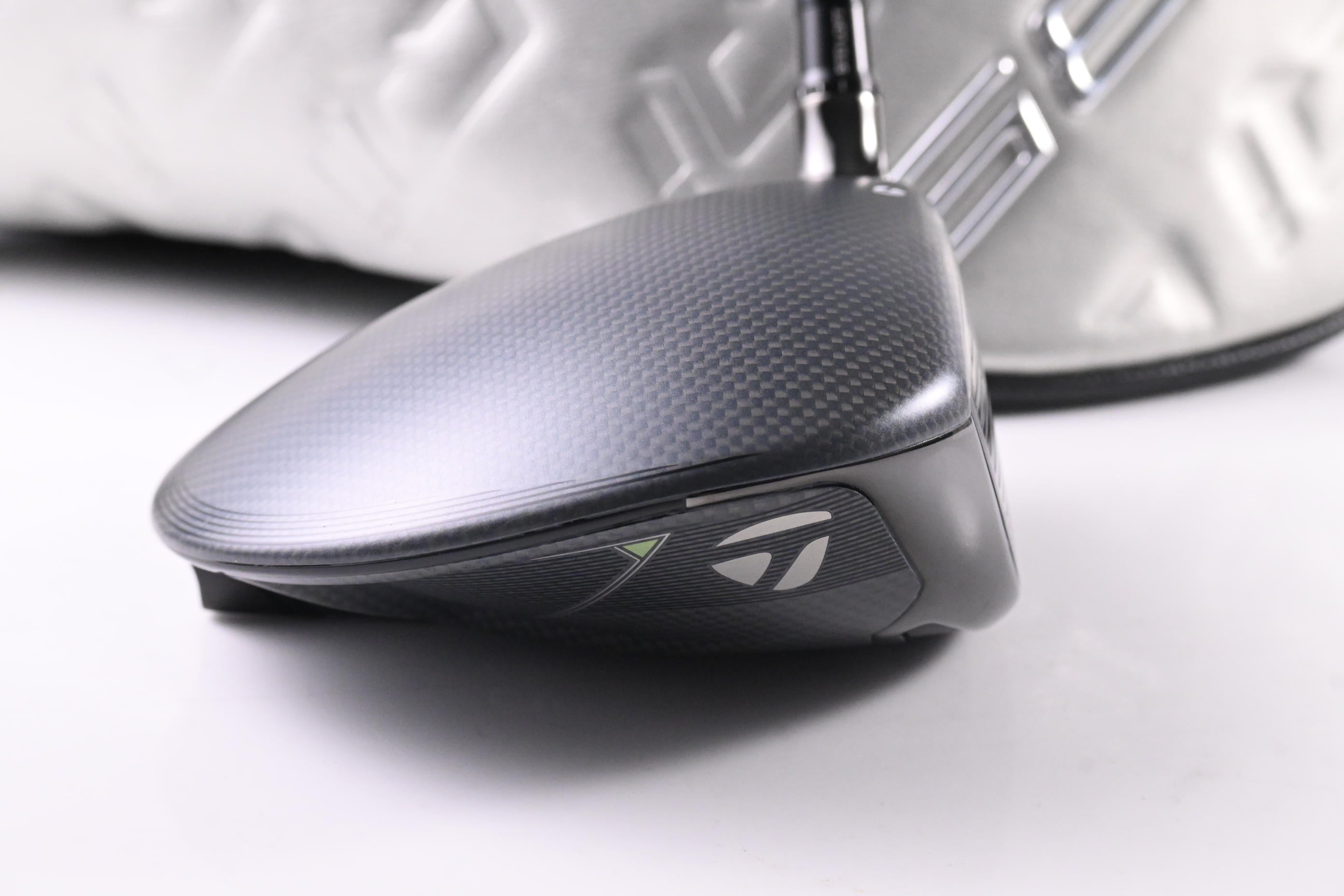 Taylormade Qi35 Driver / 9 Degree / X-Flex Kai`li CB Blue 60 Shaft