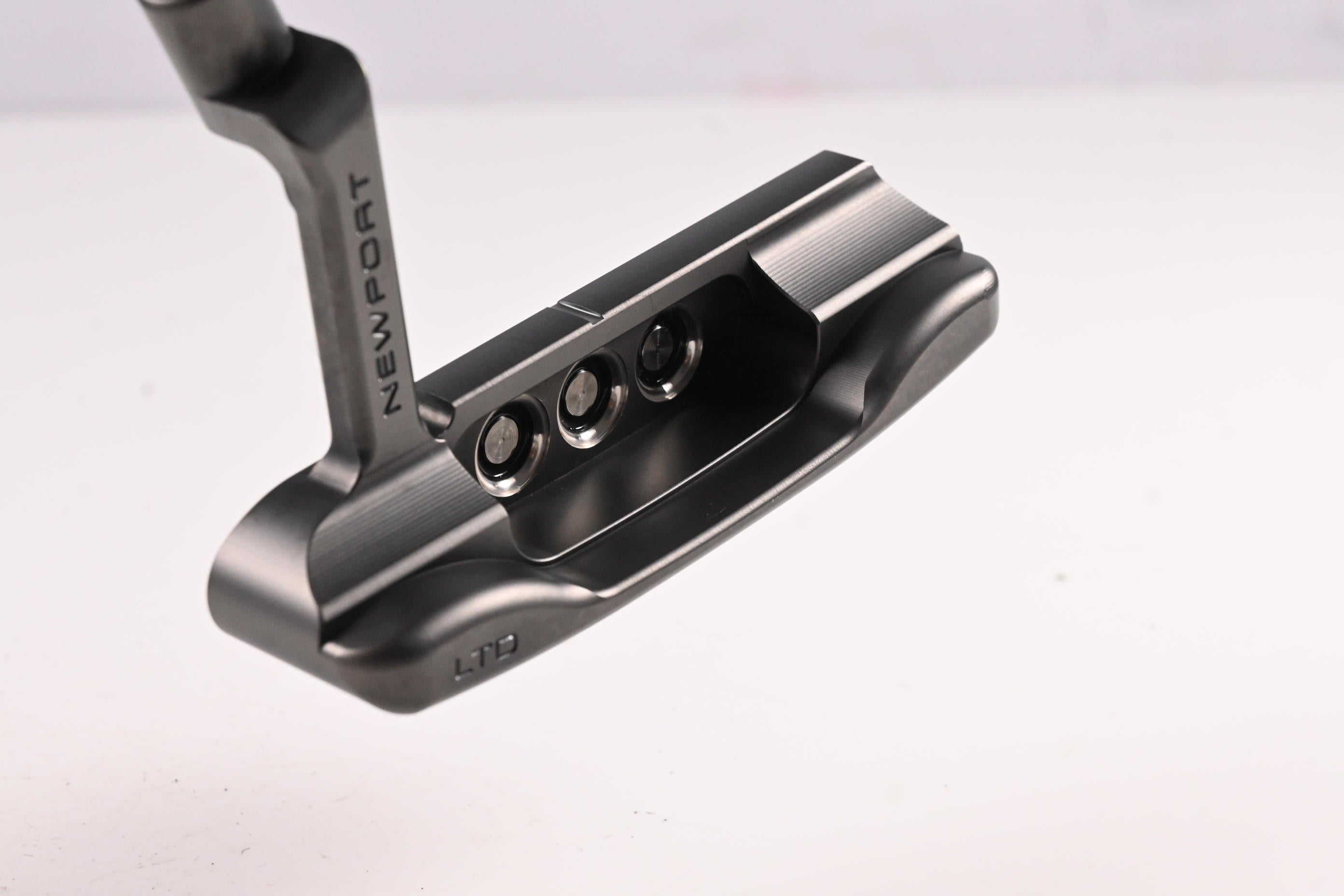 Scotty Cameron Special Select Jet Set Ltd Newport Putter / 34 Inch