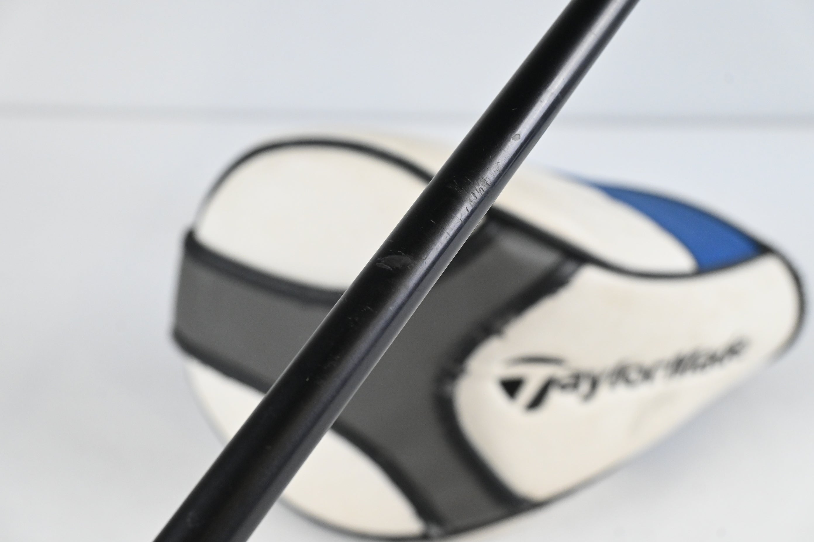 Taylormade SLDR-S Driver / 10 Degree / Regular Flex Fujikura Speeder 57