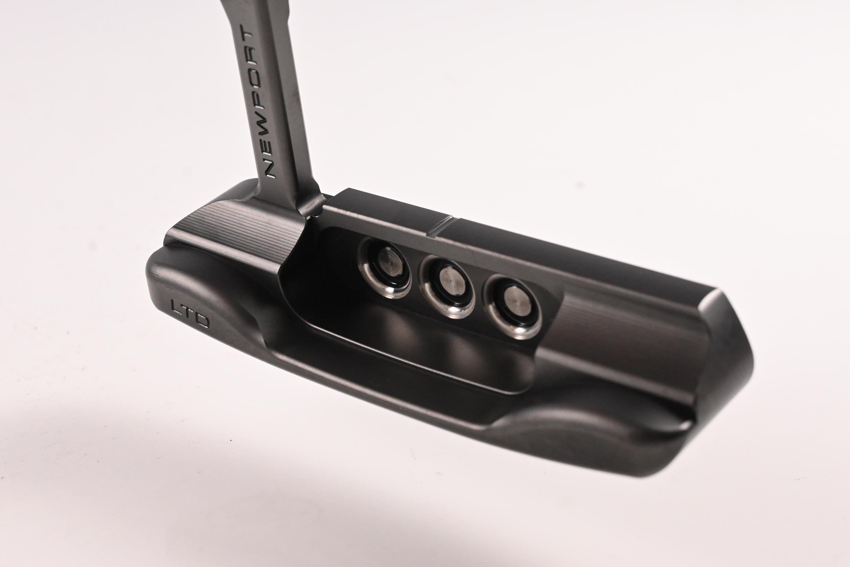 Scotty Cameron Special Select Jet Set Ltd Newport Putter / 34 Inch