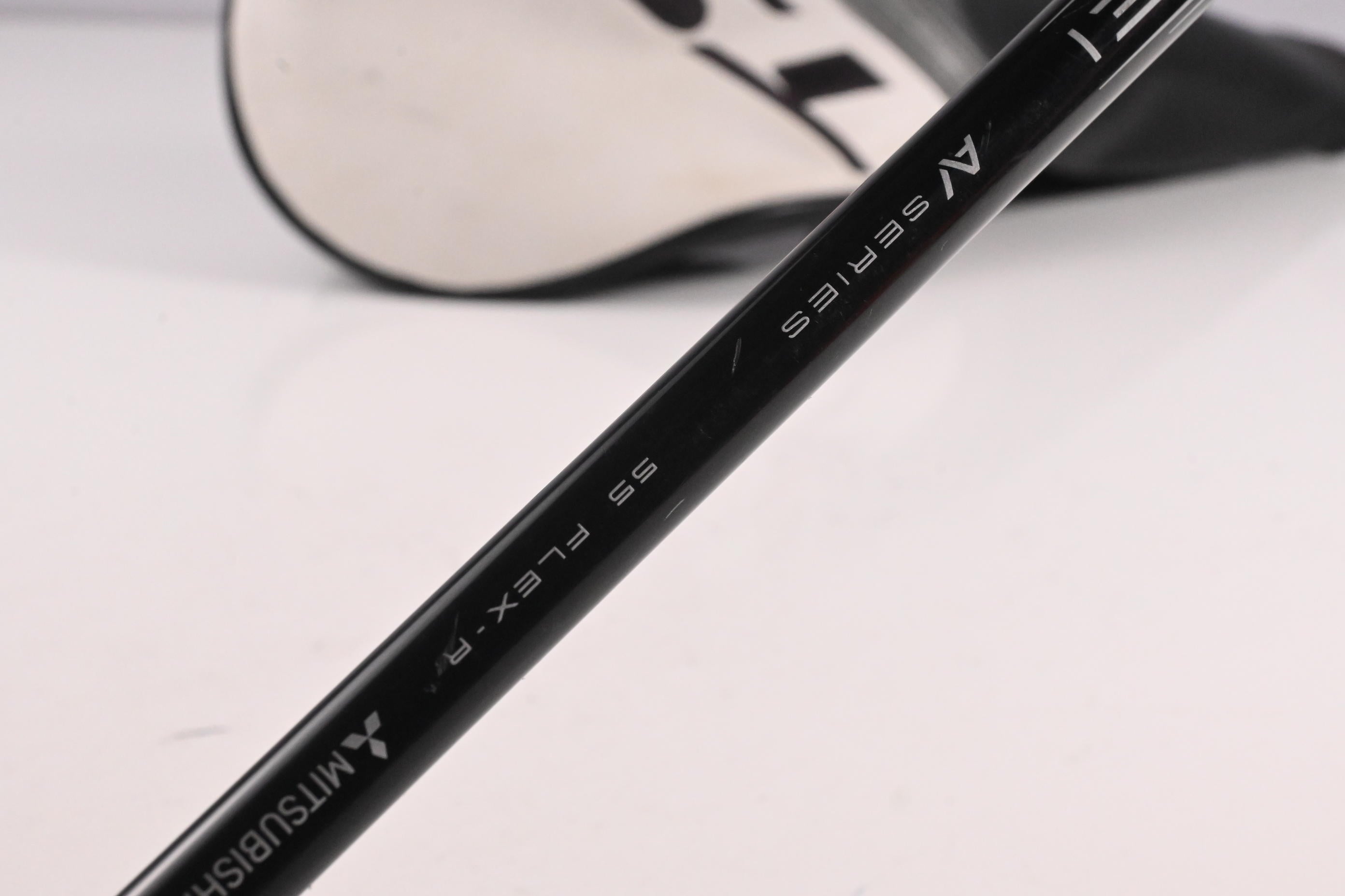 Titleist TSR2 Driver / 10 Degree / Regular Flex Tensei AV Blue 55 Shaft w/ SFW