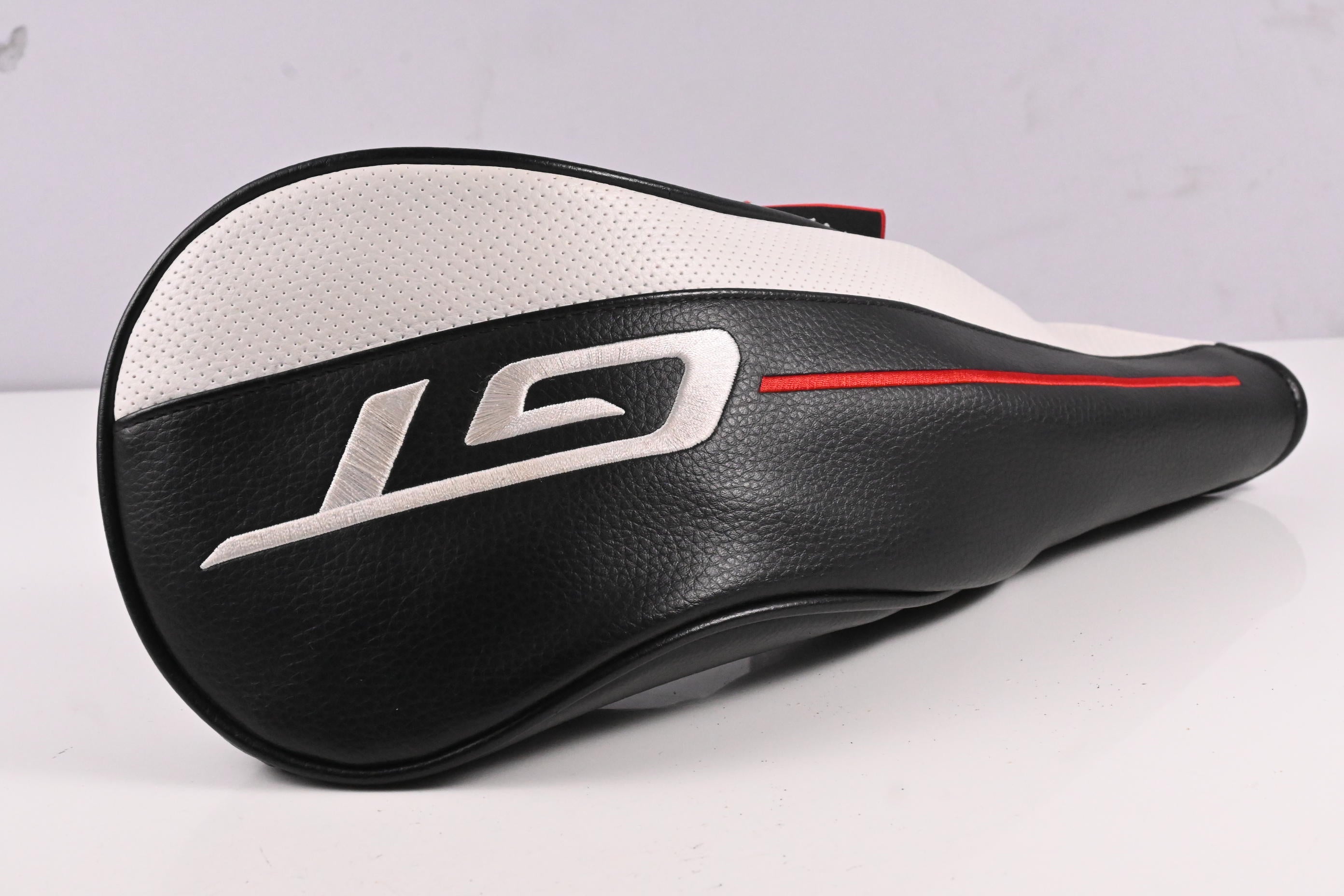 Titleist GT1 Driver / 10 Degree / Stiff Flex HZRDUS CB Red 60 Shaft
