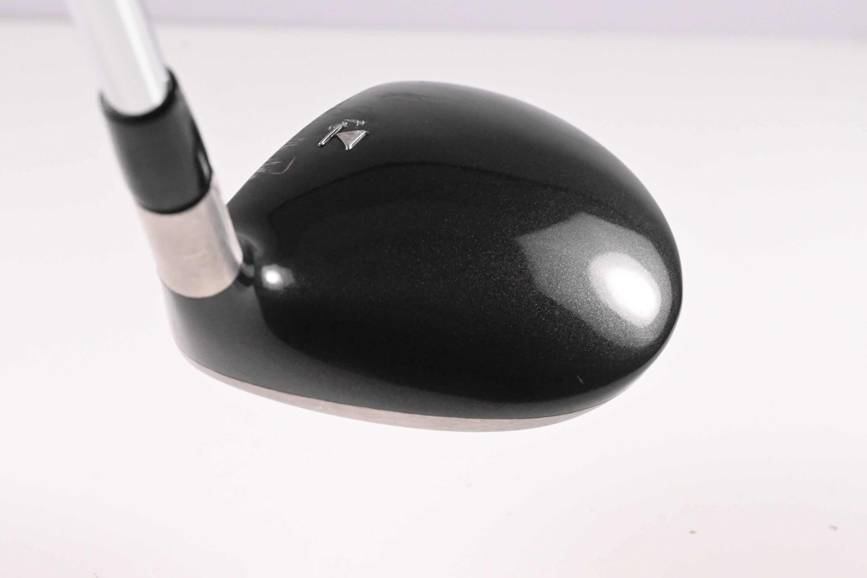 Titleist 904 F #3 Wood / 15 Degree / Regular Flex Dynamic Gold R300 Shaft
