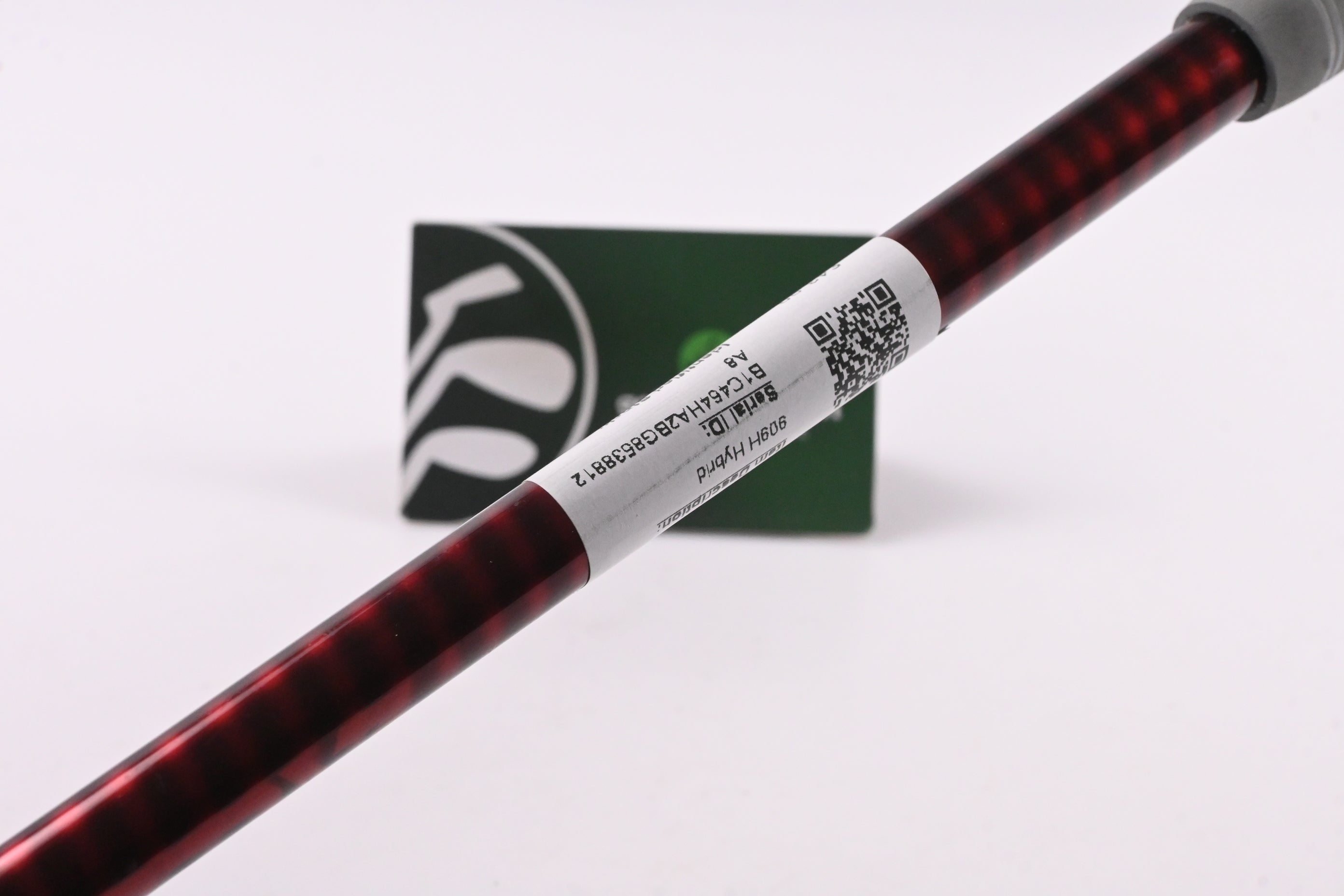 Titleist 909H #3 Hybrid / 19 Degree / Stiff Flex Aldila VooDoo Shaft