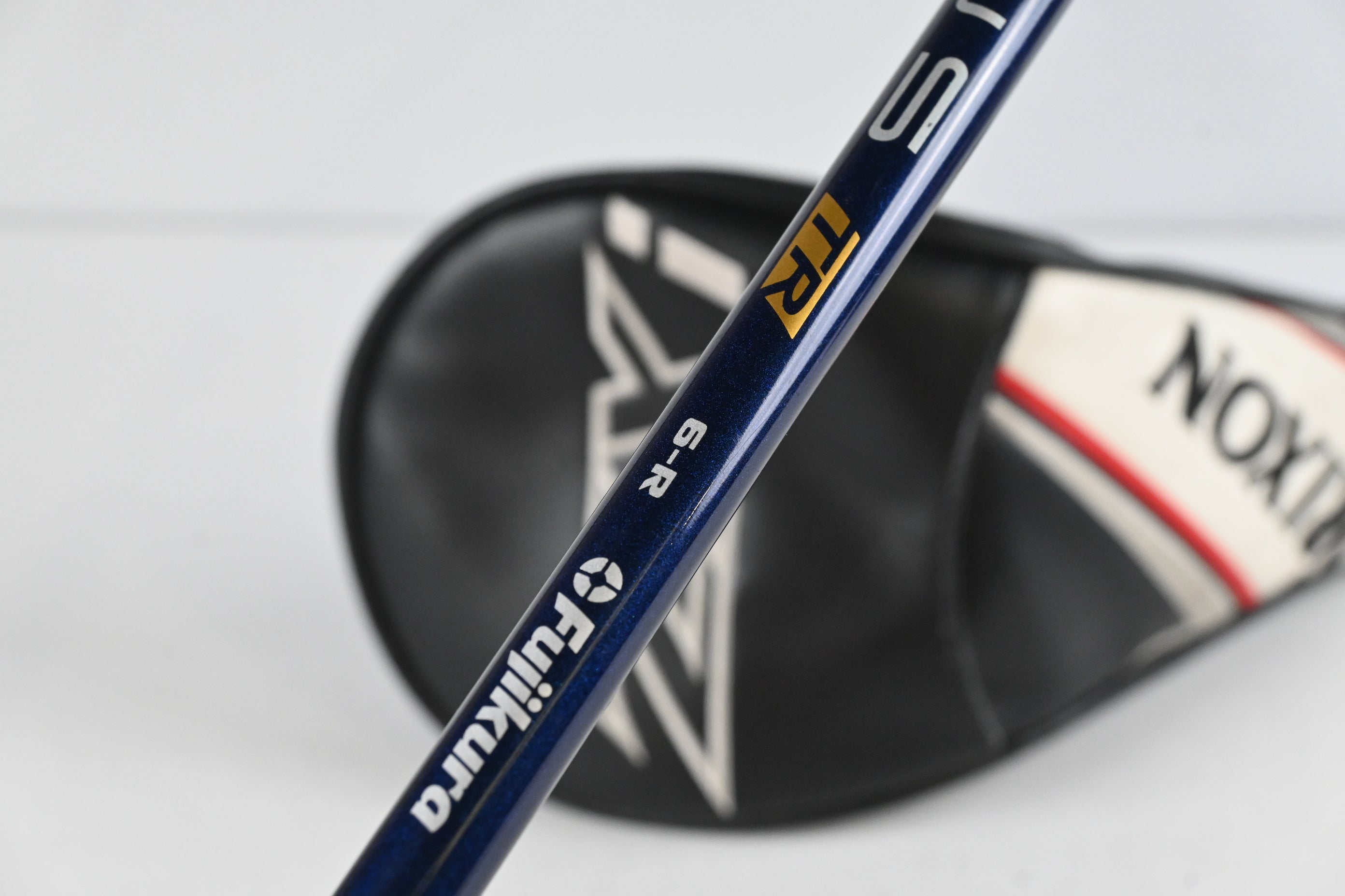 Srixon ZXi Driver / 10.5 Degree / Regular Flex Fujikura Ventus TR Blue 6 Velocore