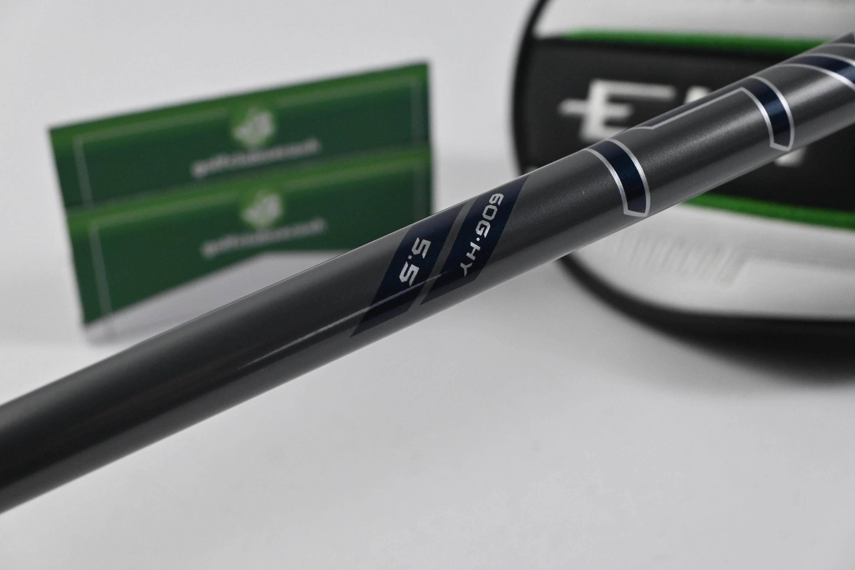 Callaway Elyte #4 Hybrid / 21 Degree / Regular Flex Denali Charcoal 60 Shaft