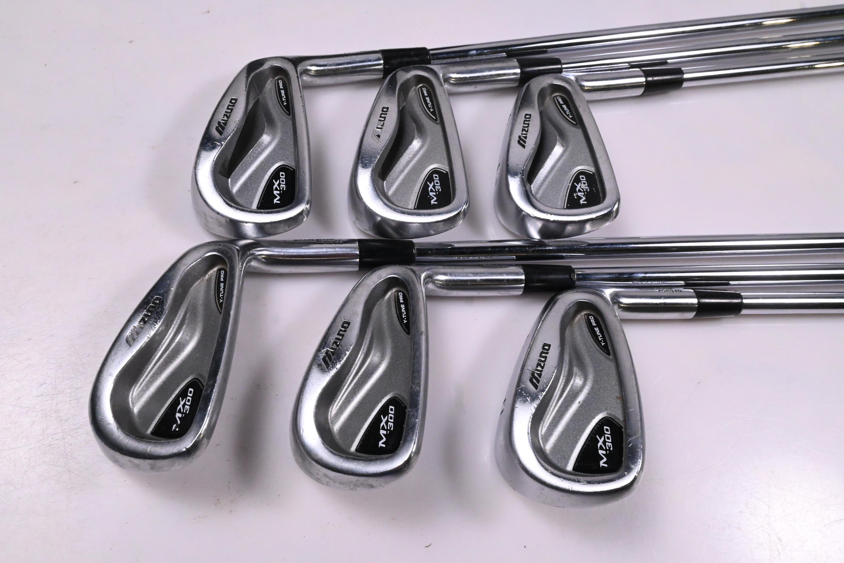Mizuno MX-300 Irons / 5-PW / Regular Flex Dynalite Gold XP R300 Shafts