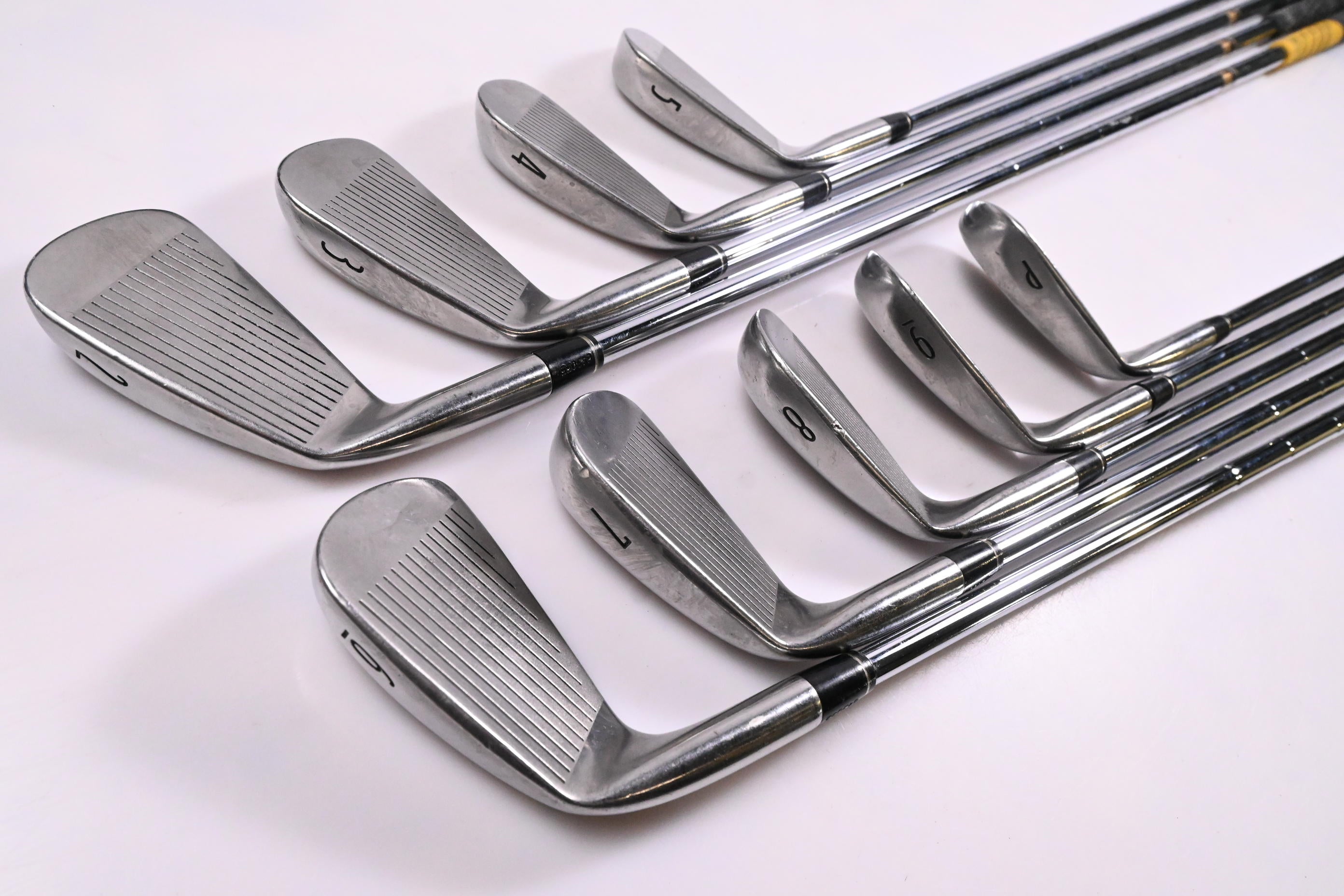 Titleist DCI 962 Irons / 2-PW / Stiff Flex Dynamic Gold S300 Shafts
