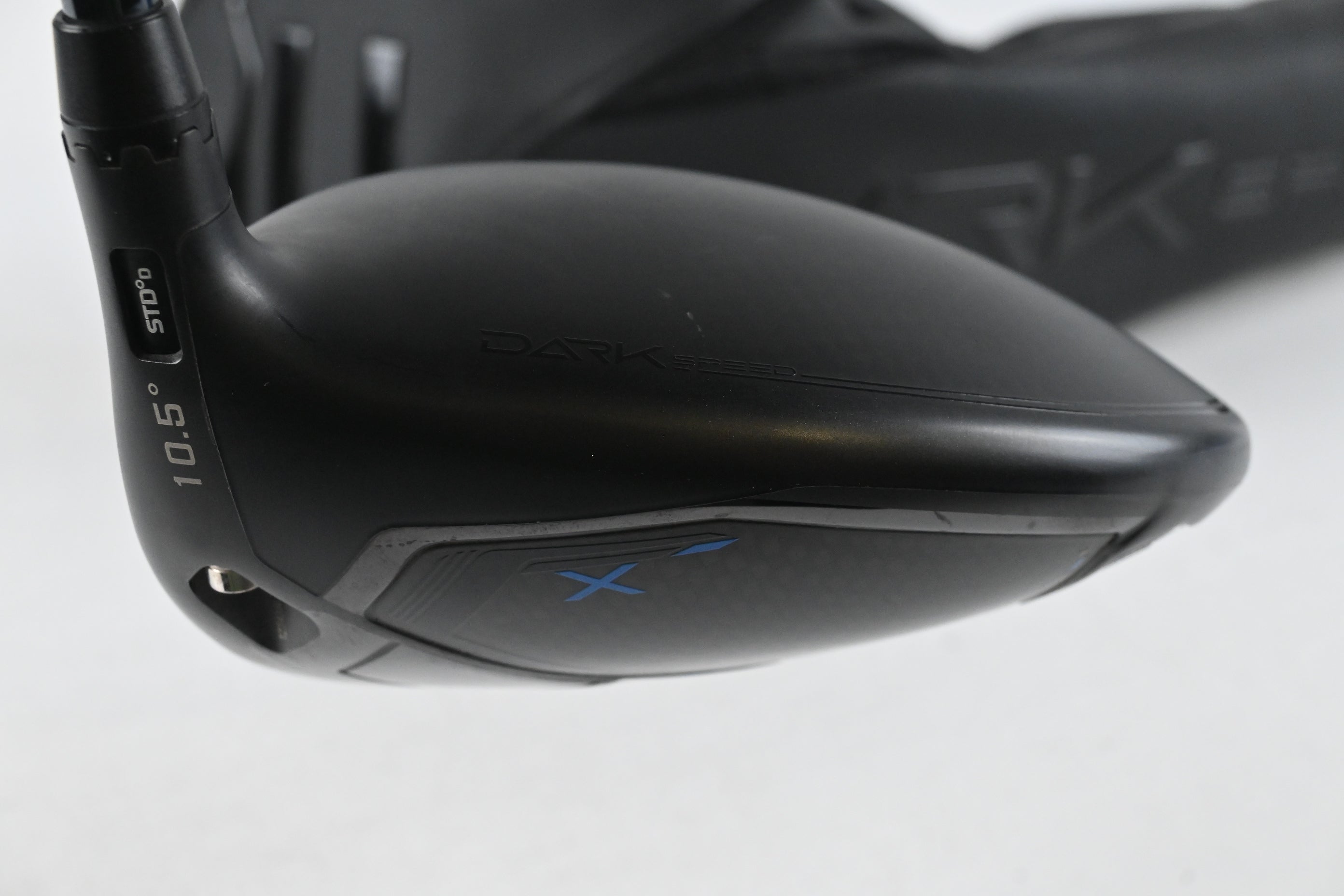 Cobra Darkspeed X Driver / 10.5 Degree / Stiff Flex UST Mamiya LIN-Q M40X 6