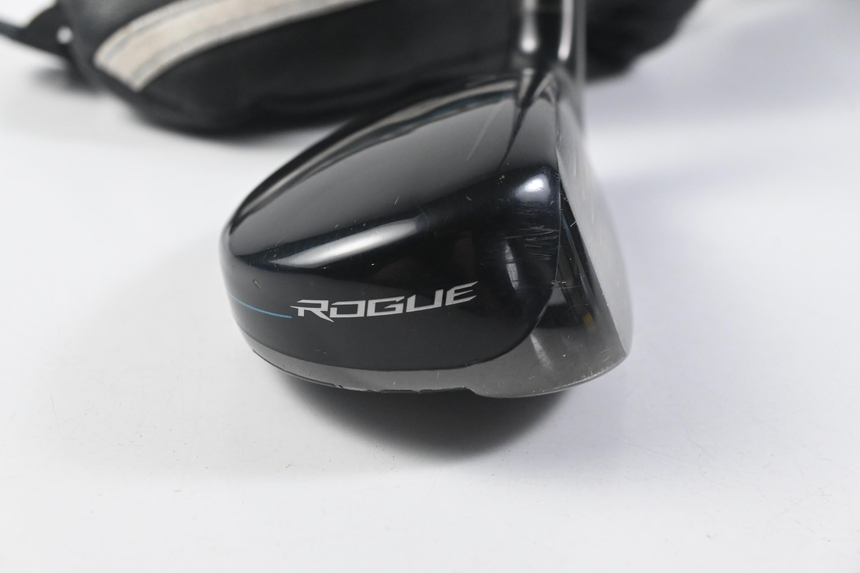 Callaway Rogue #4 Hybrid / 21 Degree / Regular Flex Aldila Synergy 60 Shaft