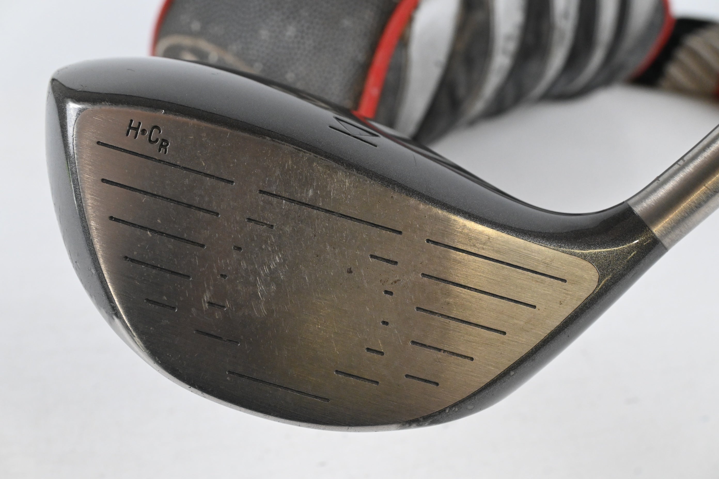 Titleist 975 LFE Driver / 9.5 Degree / Stiff Flex Grafalloy AttackLite Shaft