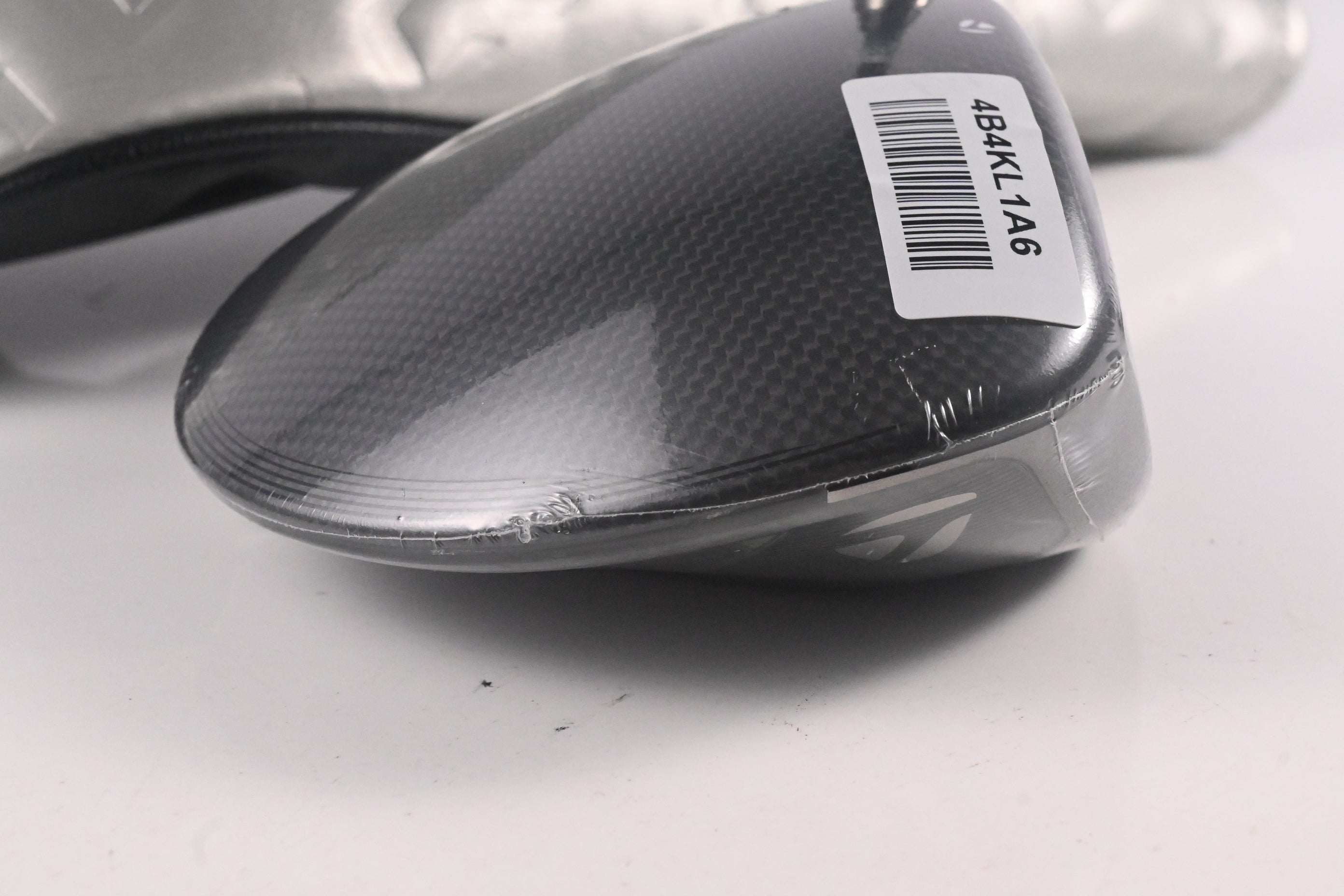Taylormade Qi35 Driver / 10.5 Degree / Stiff Flex Fujikura Ventus Blue 5 Shaft