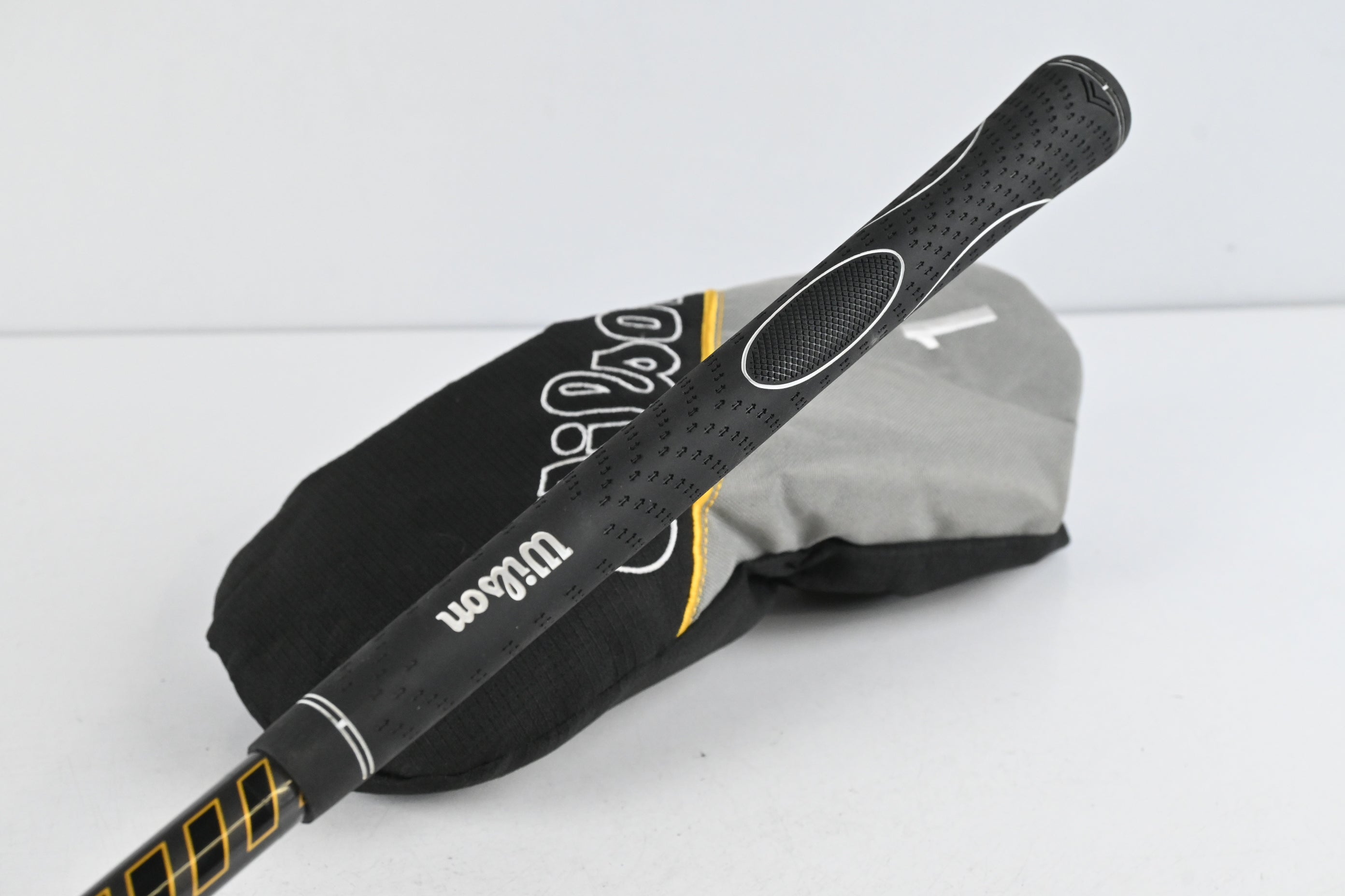 Wilson Ultra HL Driver / 10.5 Degree / Senior Flex Wilson FireStick Shaft