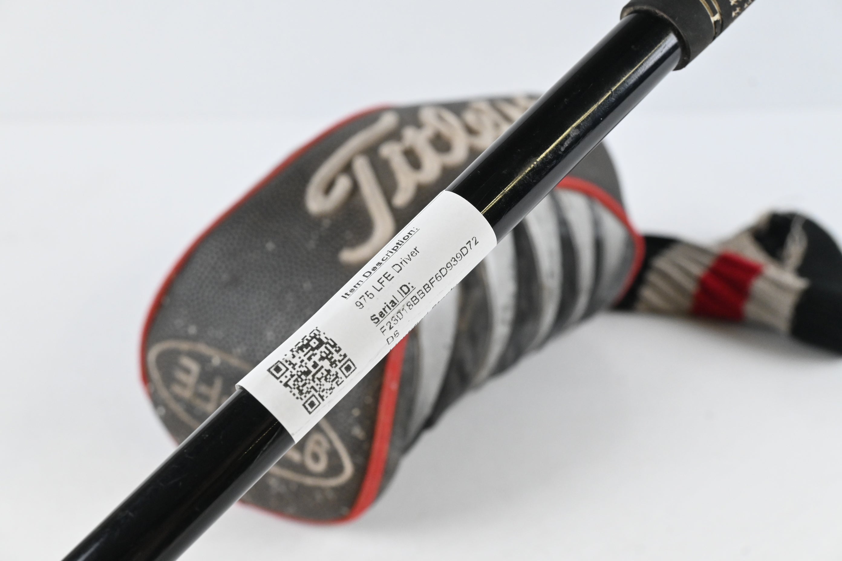 Titleist 975 LFE Driver / 9.5 Degree / Stiff Flex Grafalloy AttackLite Shaft