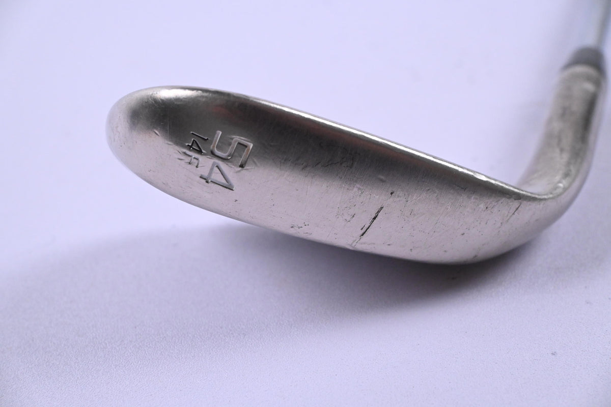 Titleist Vokey SM9 Sand Wedge / 54 Degree / Stiff Flex AMT Tour White S300 Shaft