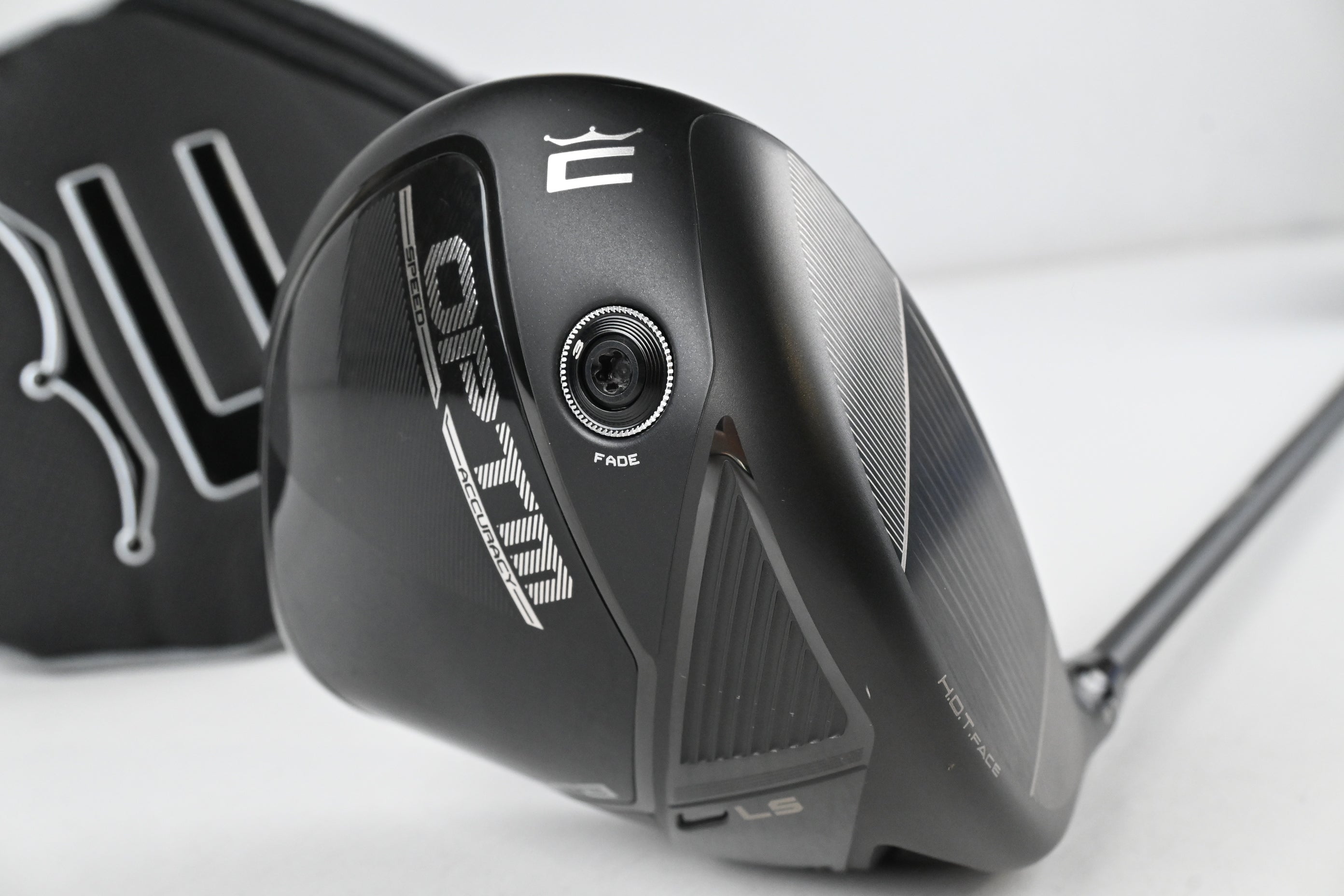 Cobra OPTM LS Driver / 10.5 Degree / Stiff Flex Kai'li Dark Waves Blue 60 Shaft