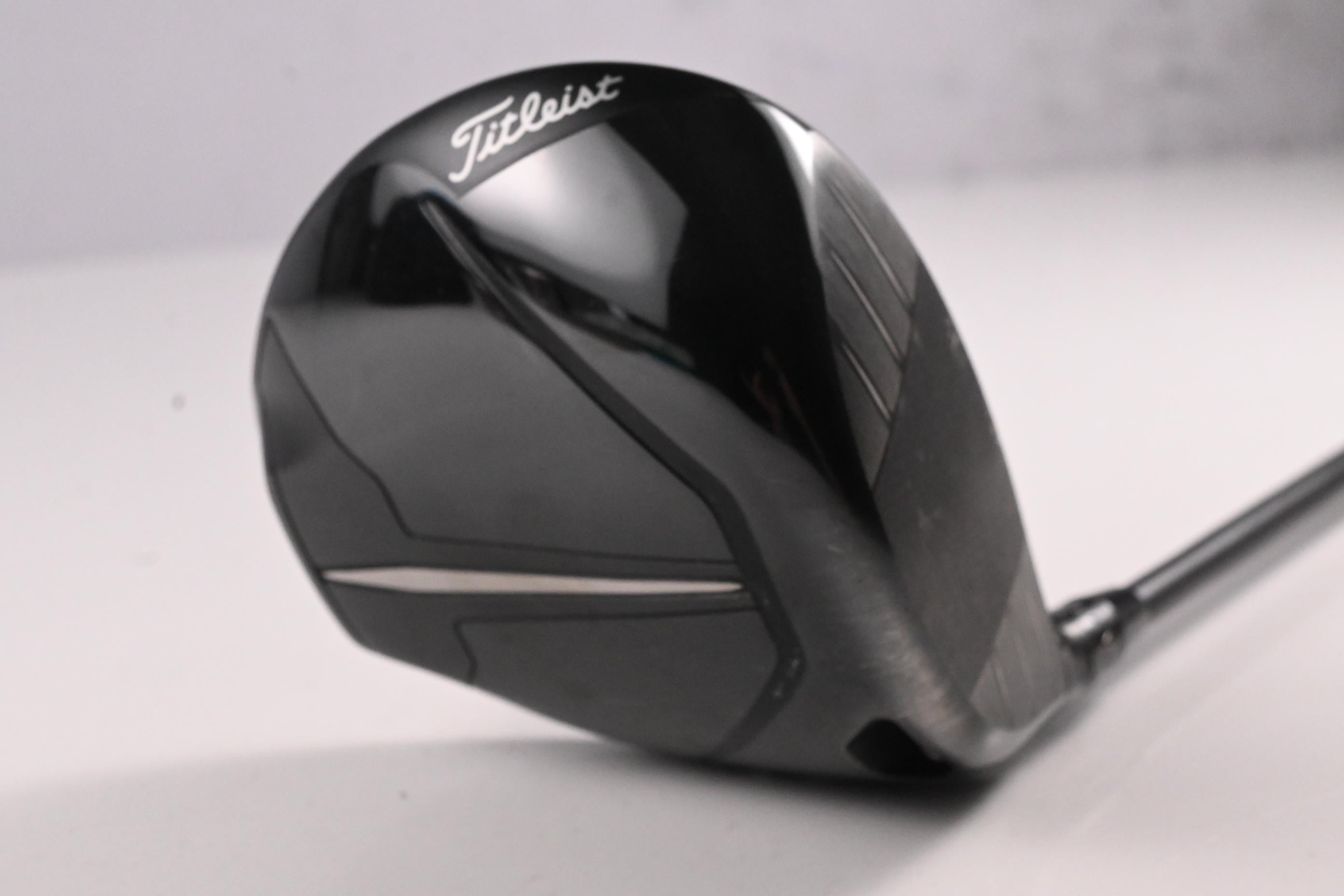 Titleist TSR2 Driver / 9 Degree / Regular Flex Project X HZRDUS CB Red 50 Shaft