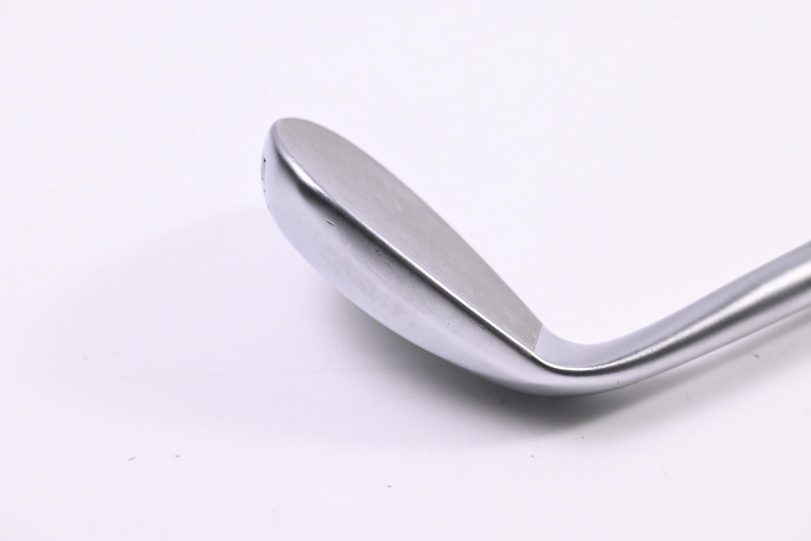 Cleveland CBZ Sand Wedge / 54 Degree / Wedge Flex UST Mamiya Recoil Dart 80