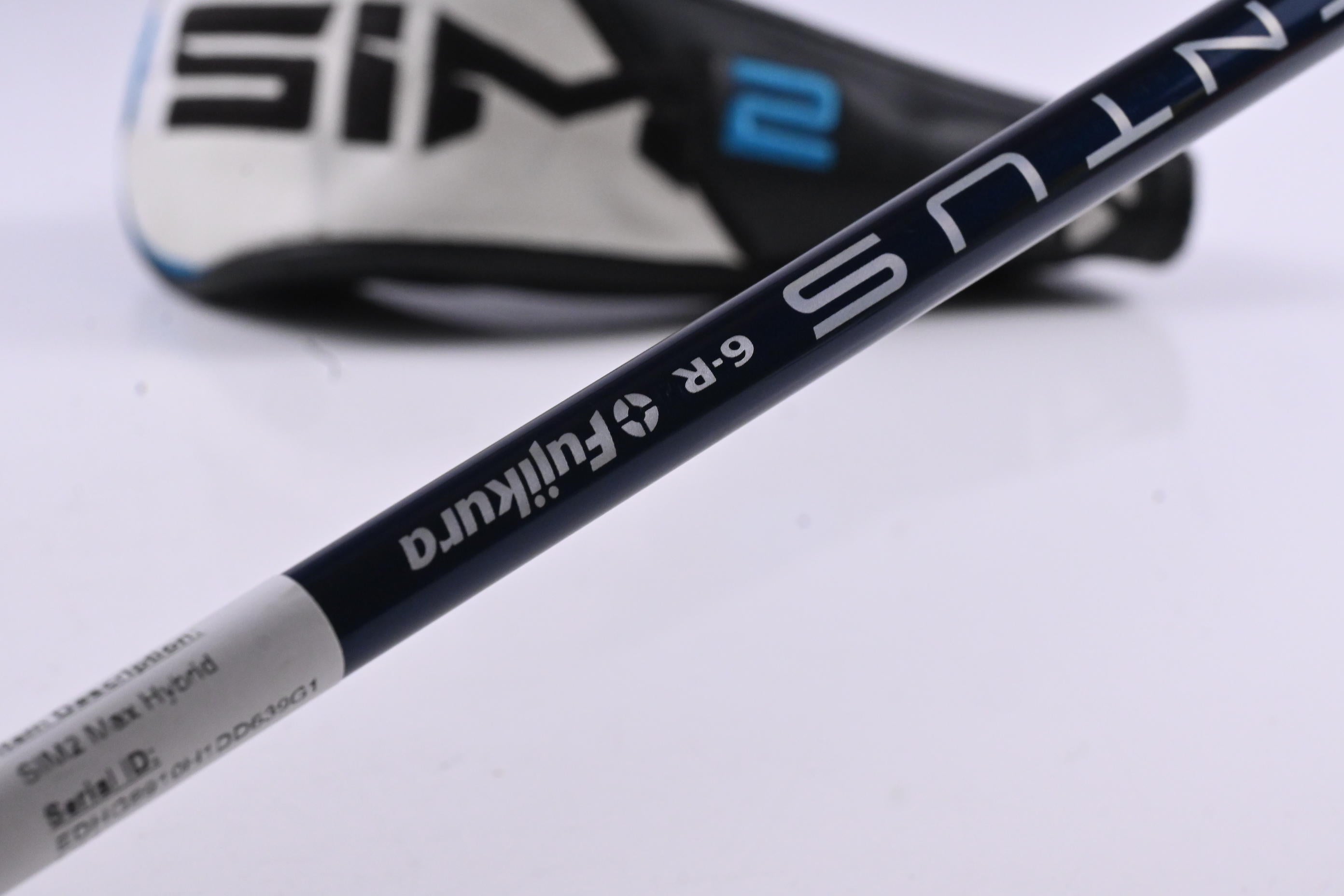 Taylormade SIM2 Max #4 Hybrid / 22 Degree / Regular Flex Fujikura Ventus Blue 6