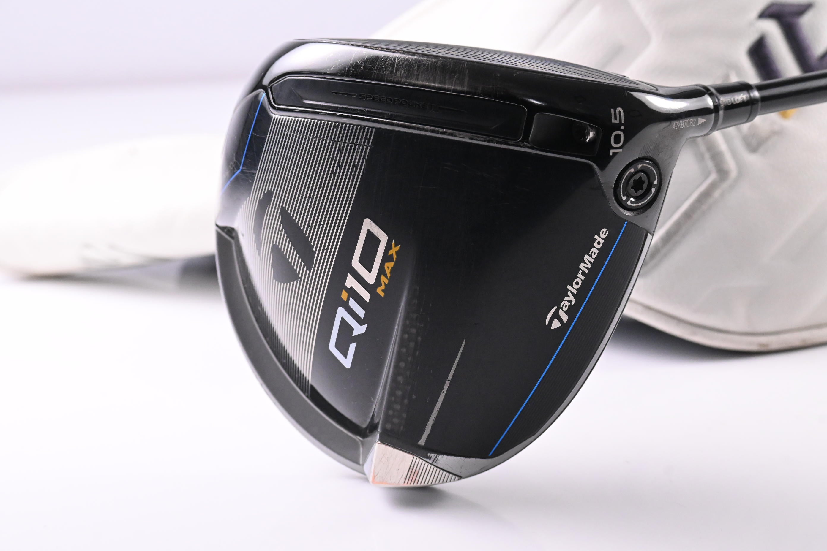 Taylormade Qi10 Max Driver / 10.5 Degree / Regular Flex HZRDUS Smoke Red RDX 60