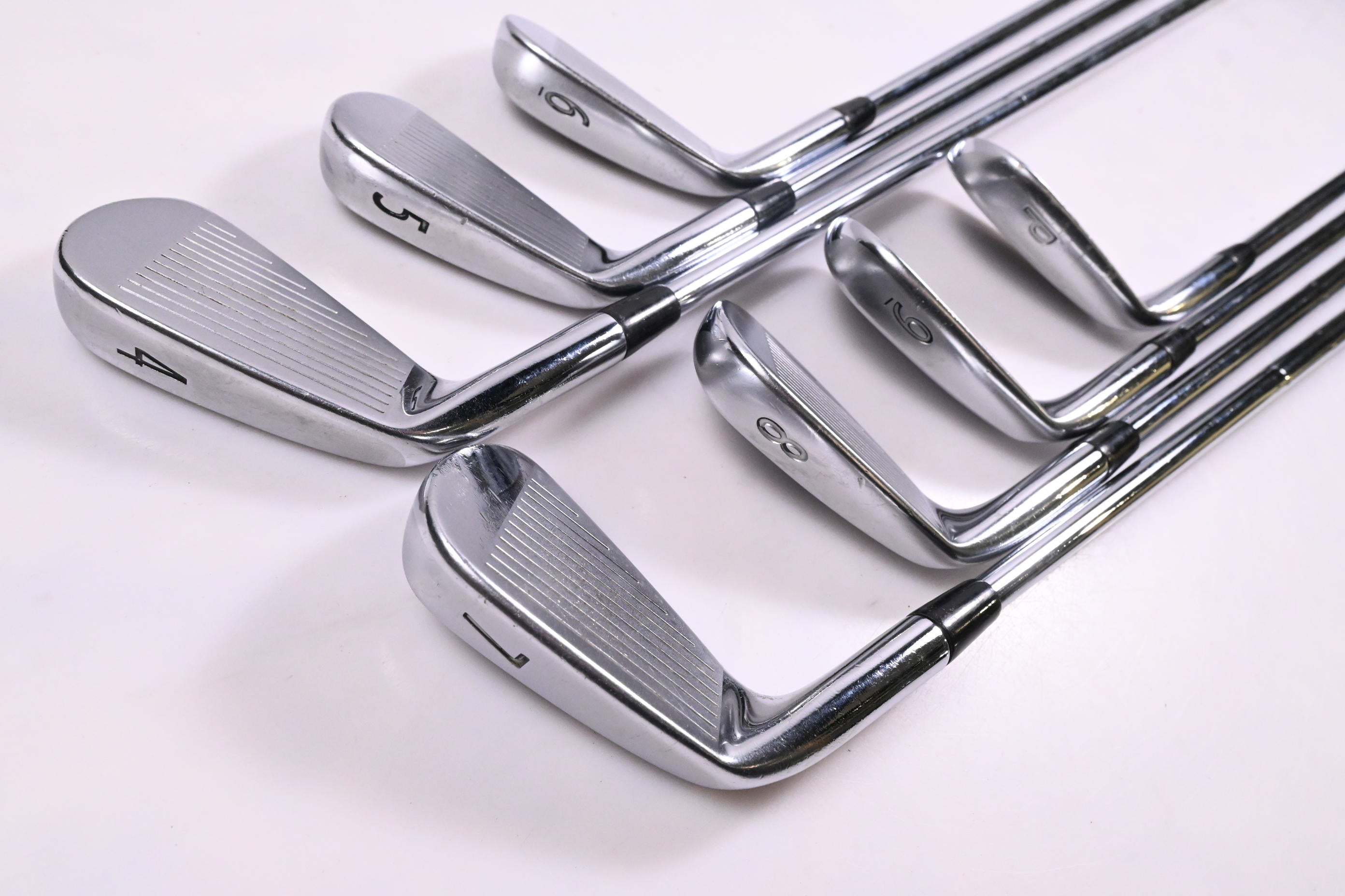 Titleist 712 AP2 Irons / 4-PW / Stiff Flex Dynamic Gold S300 Shafts