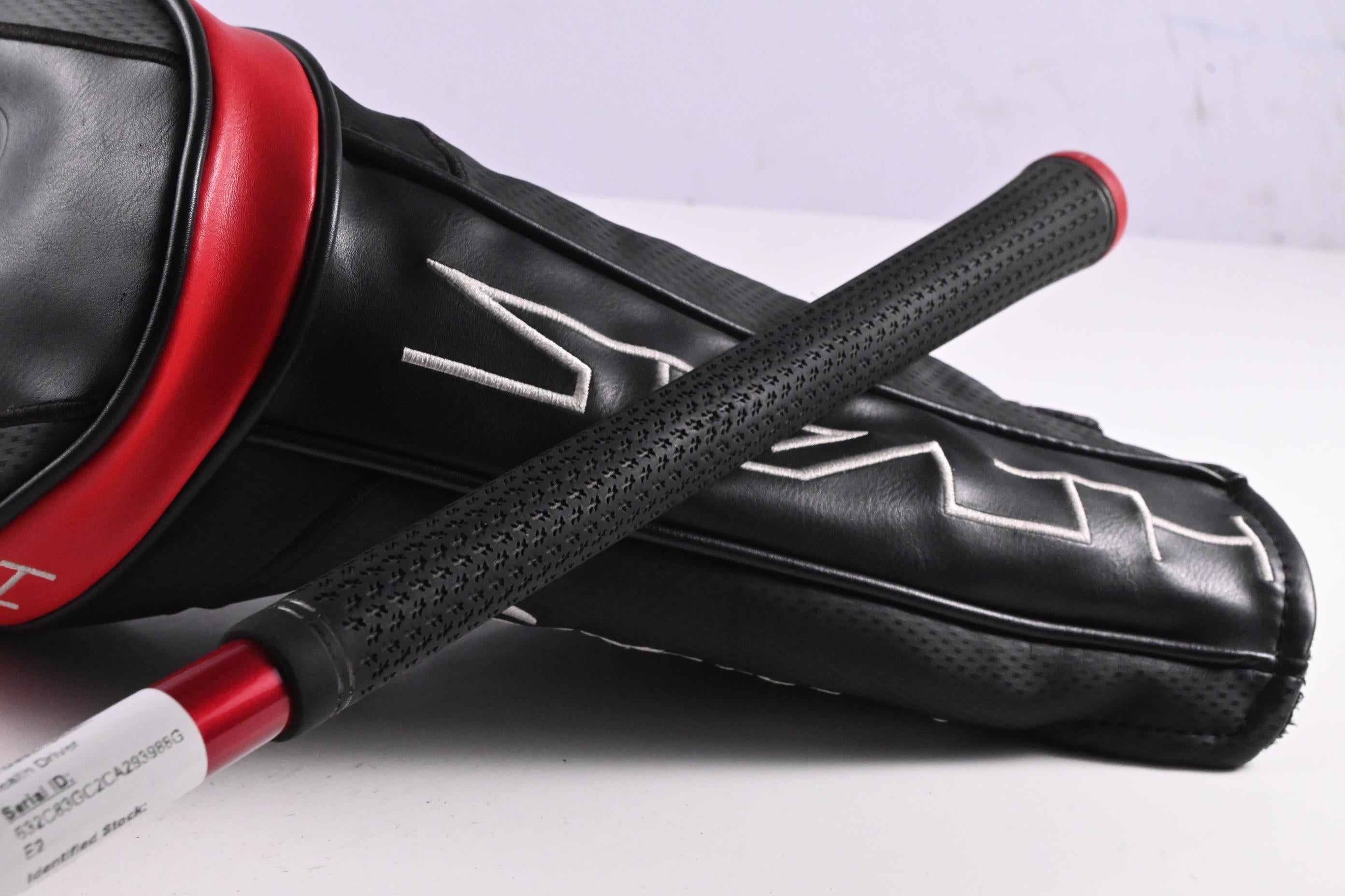 Taylormade Stealth Driver / 9 Degree / Stiff Flex HZRDUS Smoke Red RDX 60 Shaft