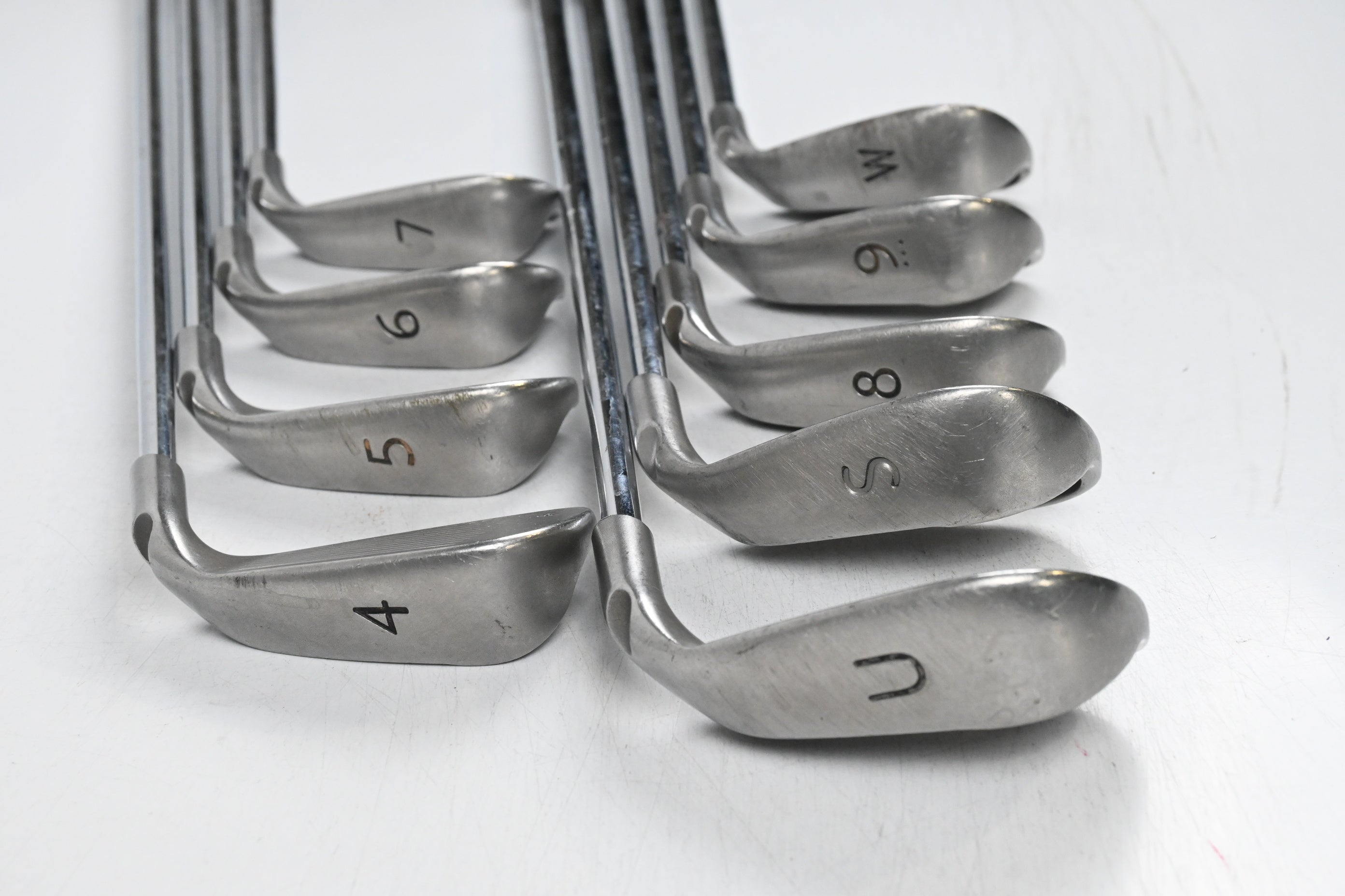 Left Hand Ping G15 Irons / 4-PW+GW+SW / Black Dot / Regular Flex Ping AWT Shafts