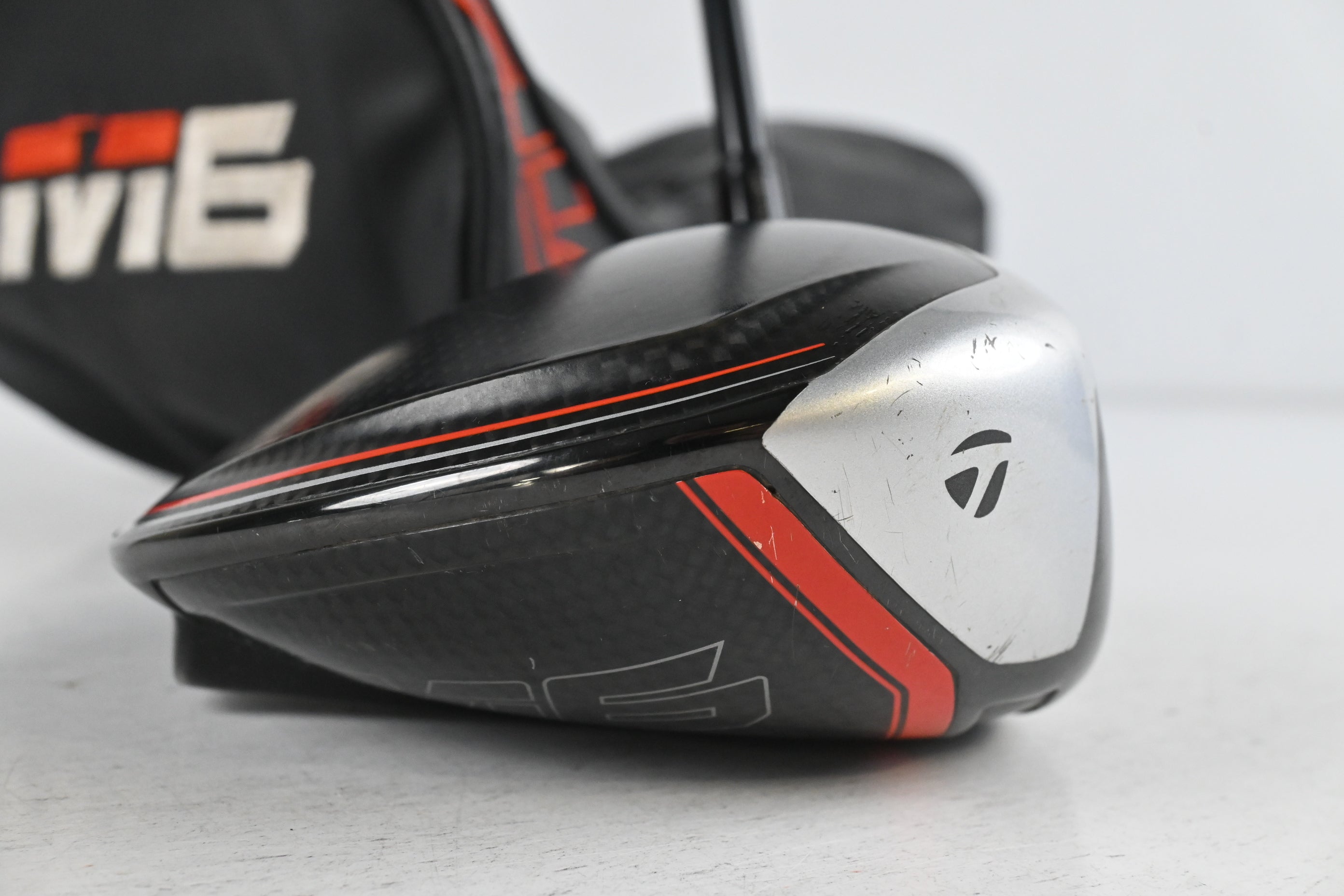 Taylormade M6 Driver / 10.5 Degree / Stiff Flex Fujikura Atmos Black 6 Shaft