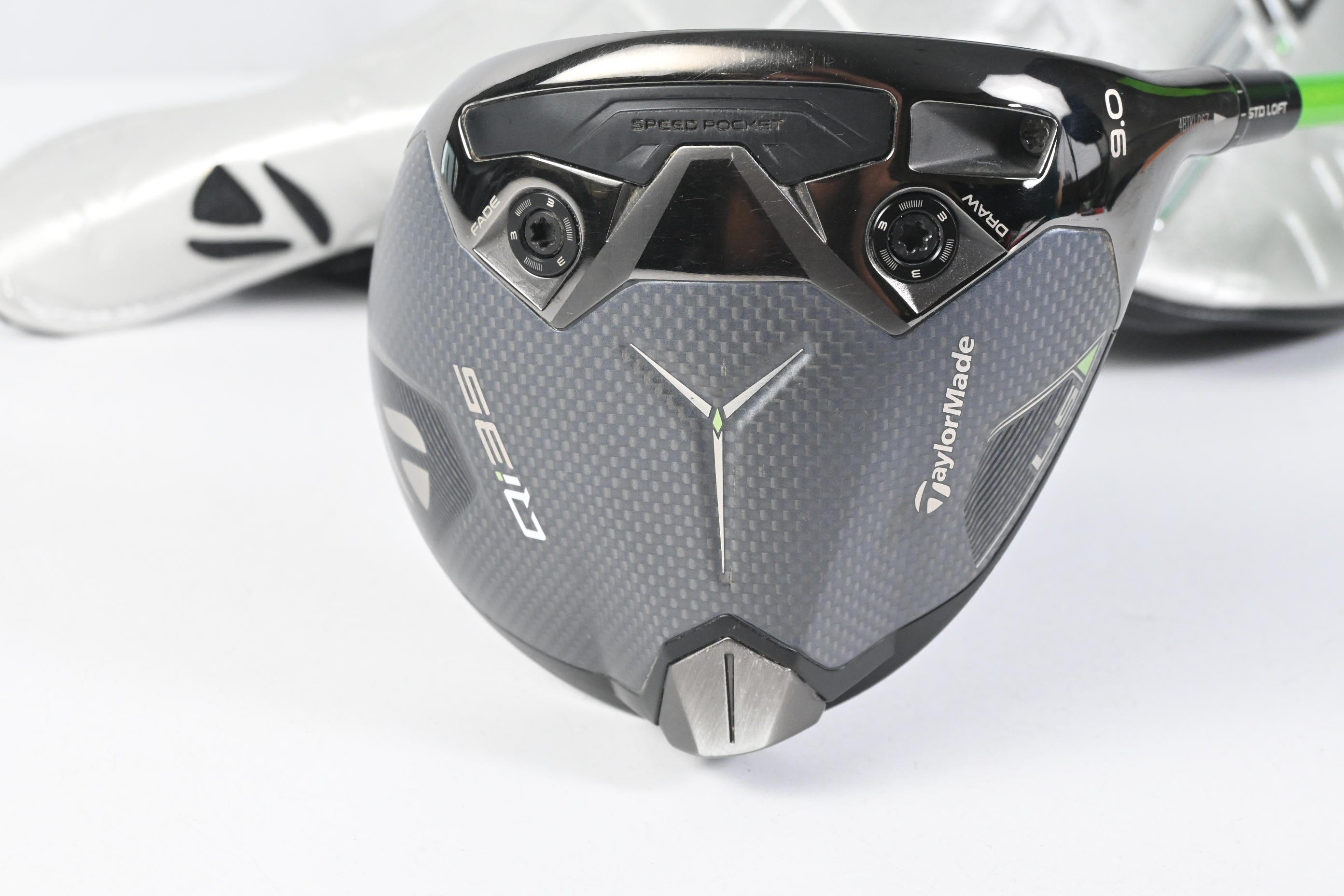 Taylormade Qi35 LS Driver / 9 Degree / X-Flex Matrix Bombtech Grenade Shaft