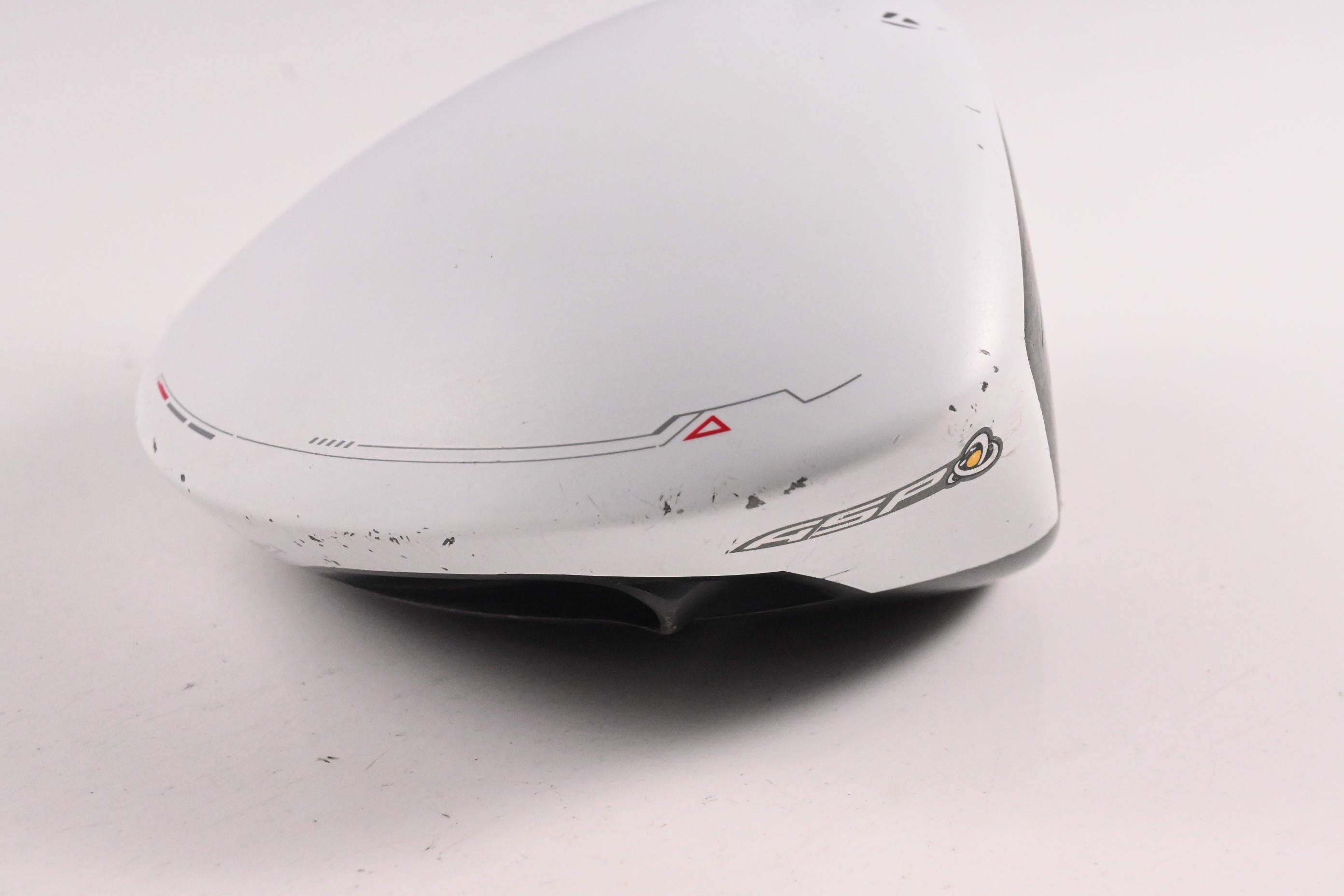 Taylormade R11 Driver / 9 Degree / Stiff Flex Fujikura Blur 60 Shaft