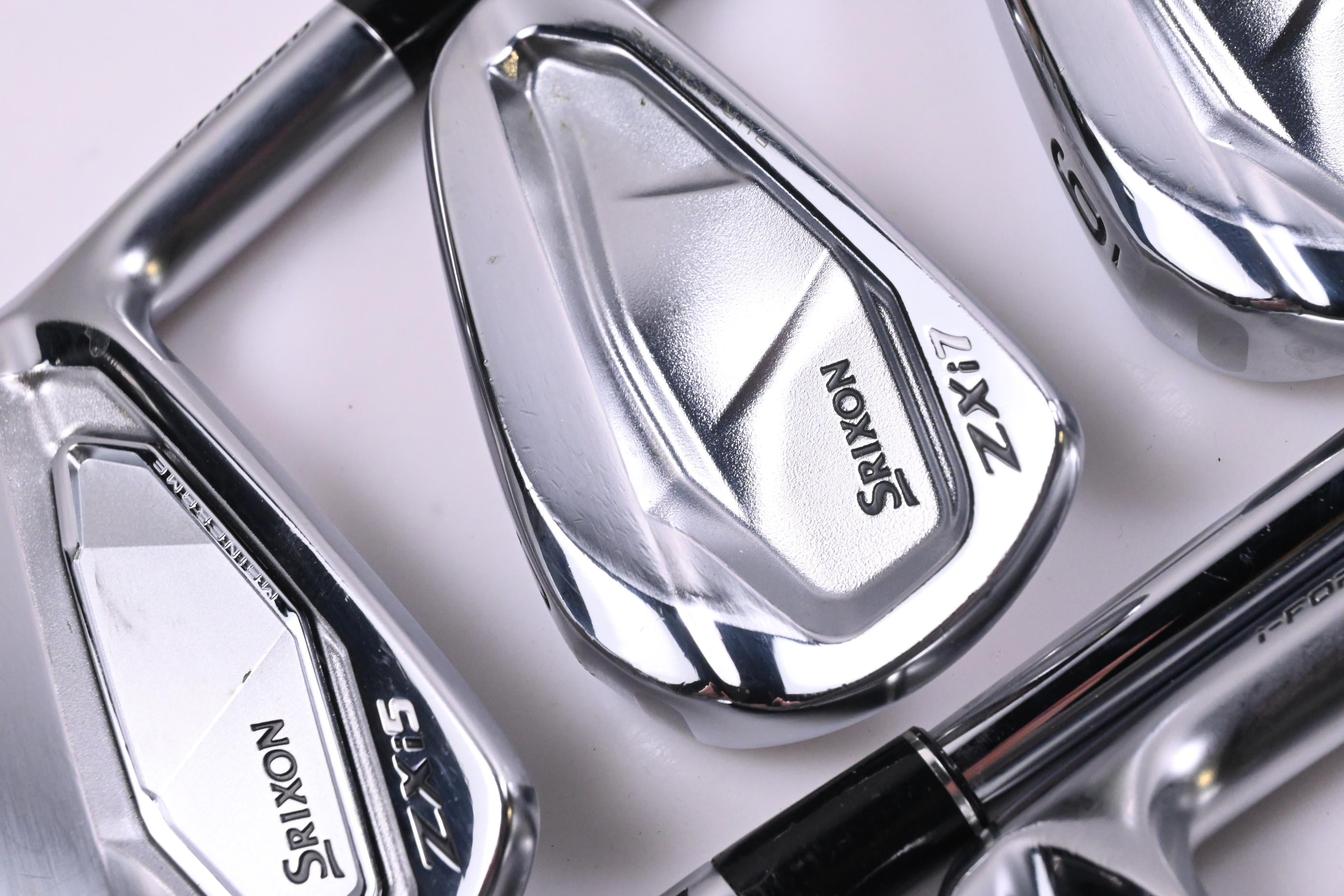 Srixon ZXi5/ZXi7 Irons / 4-9i / Stiff Flex Project X Shafts