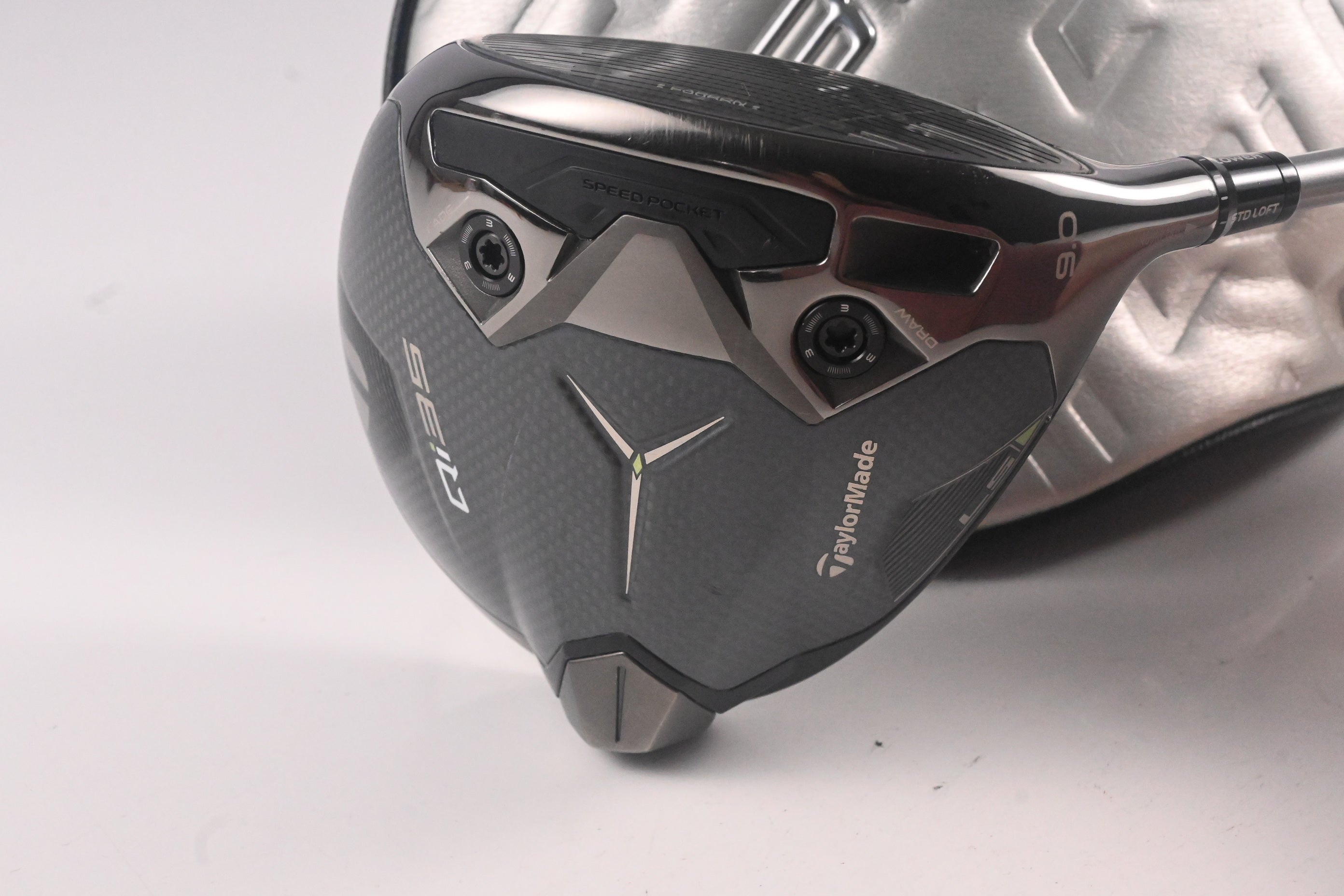 Taylormade Qi35 LS Driver / 9 Degree / Regular Flex Fujikura Speeder NX 50 Shaft