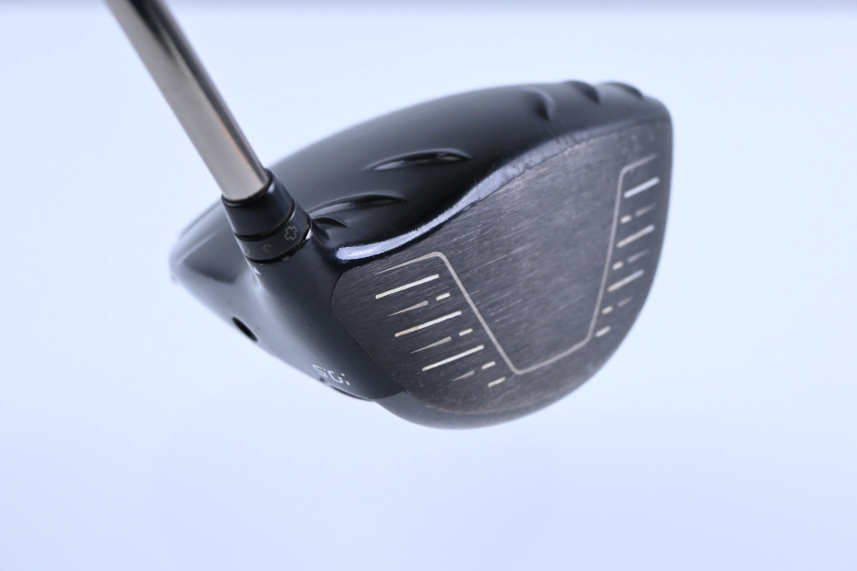 Left Hand Ping G425 Max Driver / 10.5 Degree / Stiff Flex Ping Tour Chrome 65