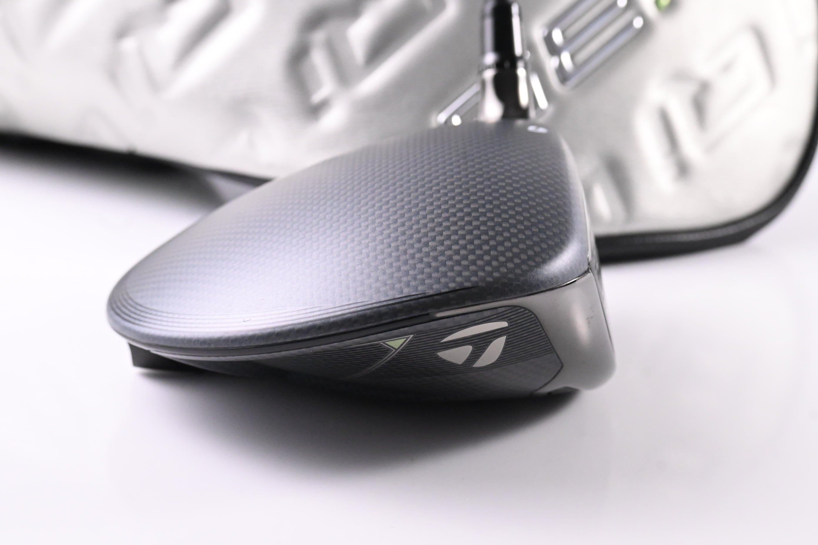 Taylormade Qi35 Driver / 10.5 Degree / Stiff Flex Fujikura Ventus Blue '25 5