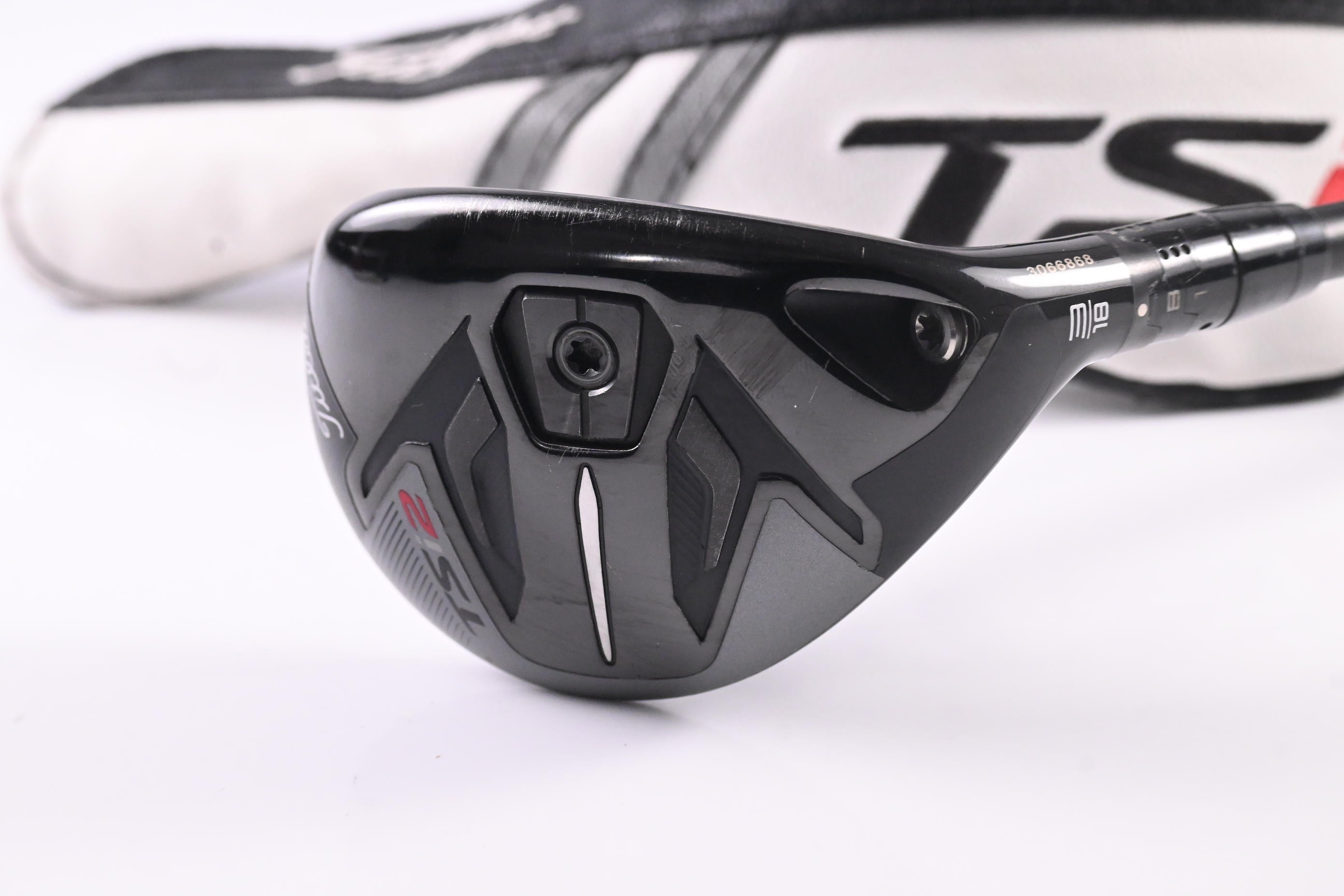 Titleist TSi2 #3 Hybrid / 18 Degree / X-Flex Graphite Design Tour AD IZ-85 Shaft