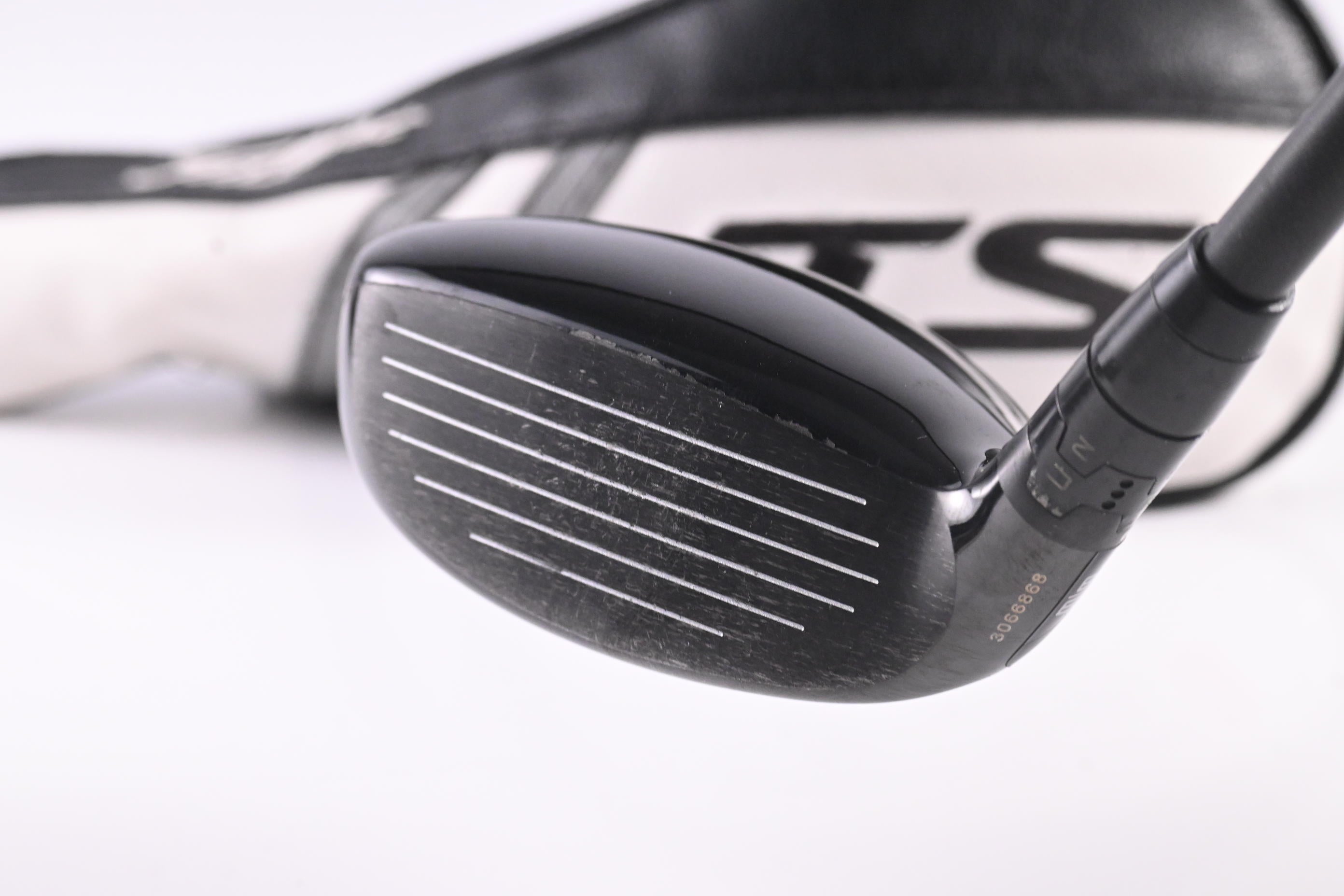 Titleist TSi2 #3 Hybrid / 18 Degree / X-Flex Graphite Design Tour AD IZ-85 Shaft