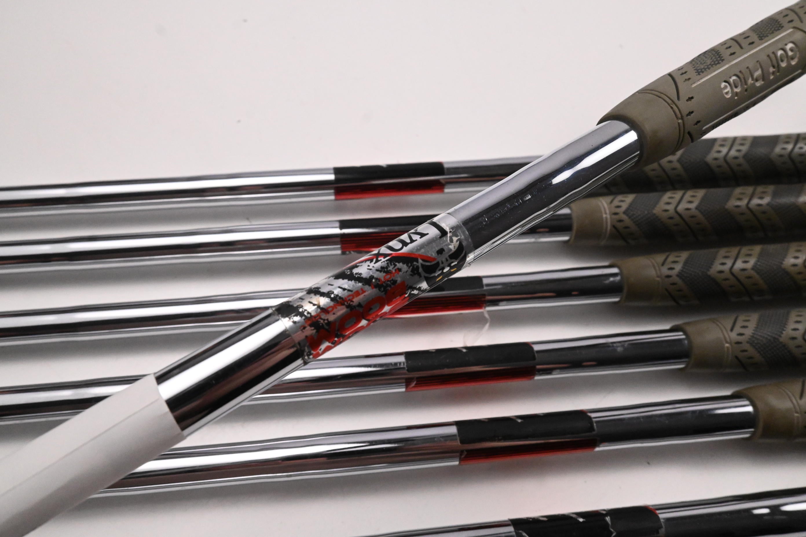 Lynx Boom Boom Irons / 5-PW+SW / Regular Flex Lynx Shafts