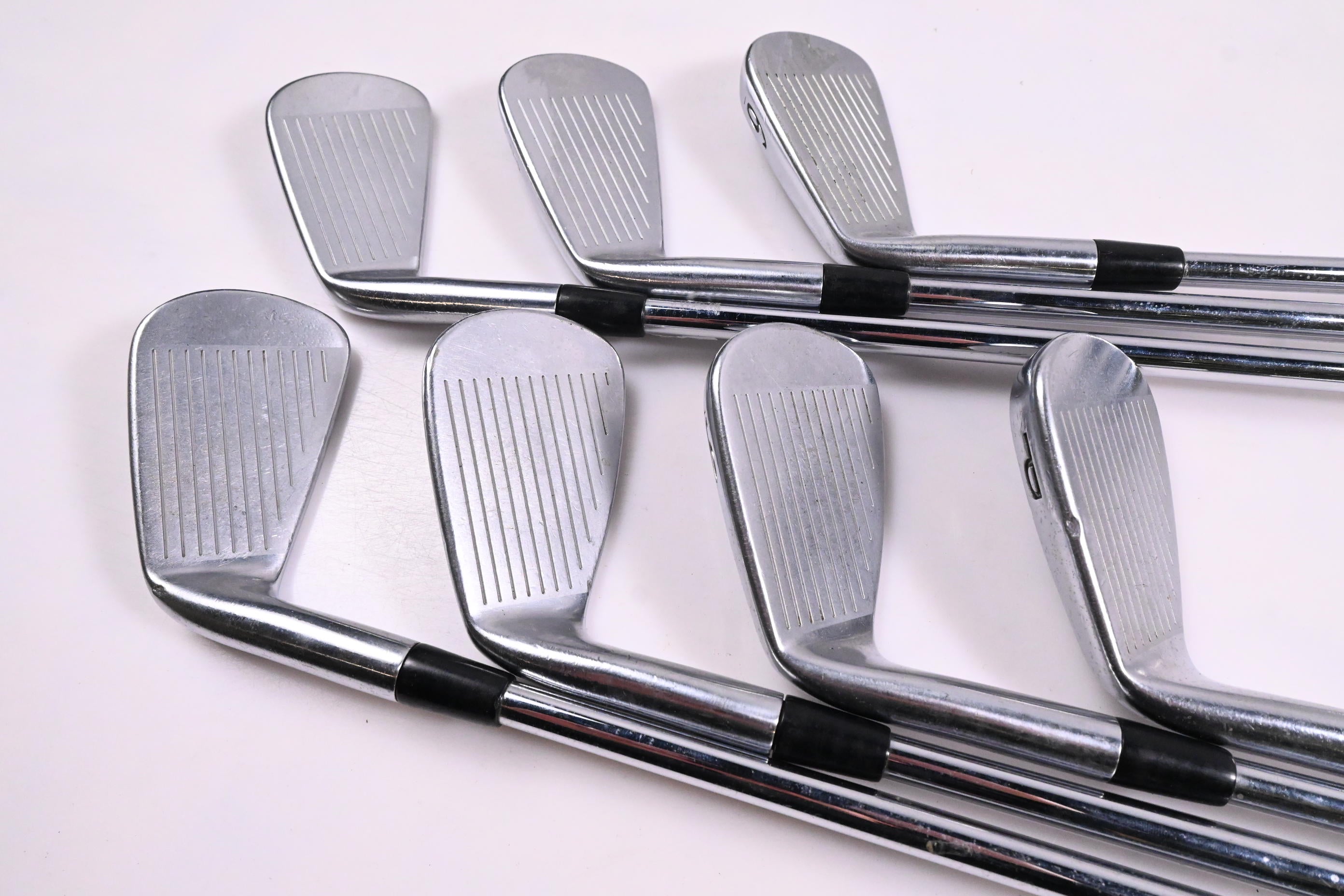 Titleist 714 MB Irons / 4-PW / X-Flex Steel Shafts