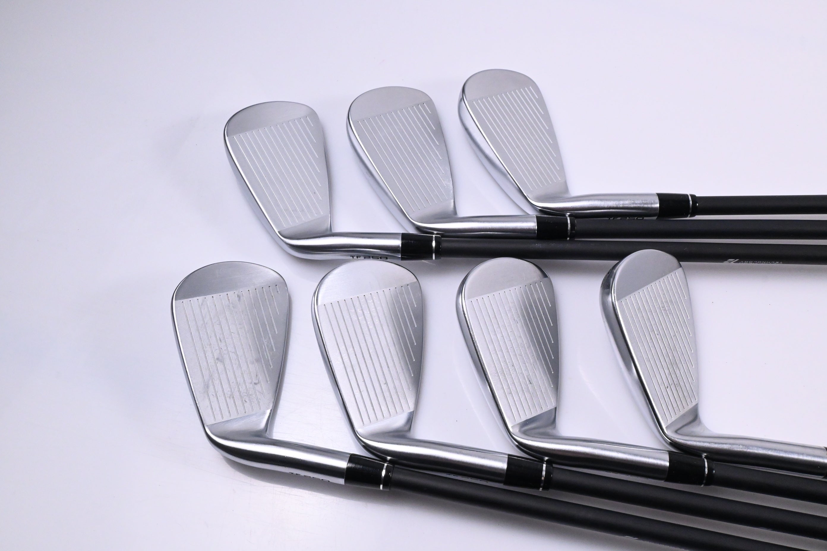 Callaway Apex Ti Fusion 250 Irons / 5-PW+GW / Regular Flex MMT 70 Shafts