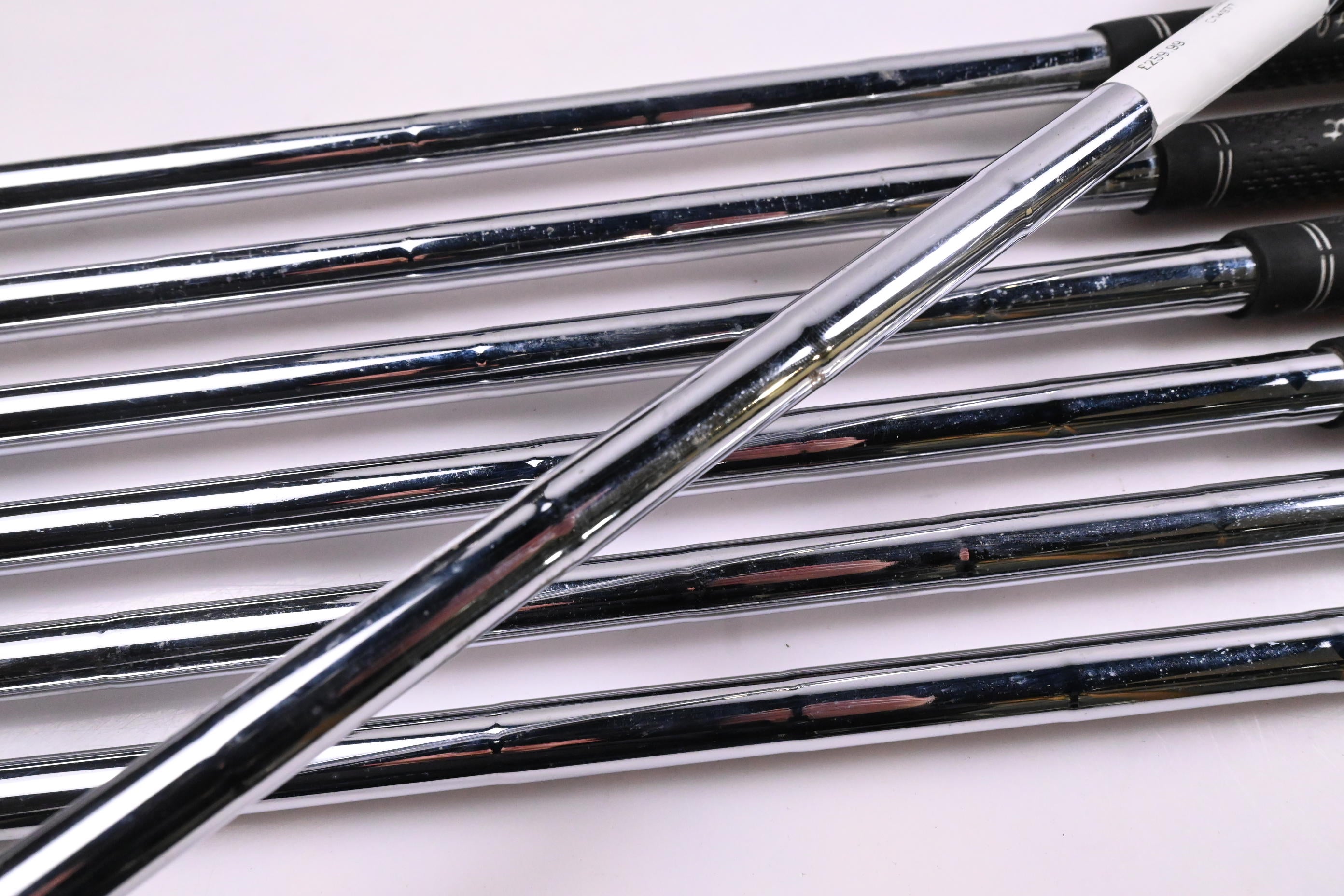 Titleist 714 MB Irons / 4-PW / X-Flex Steel Shafts