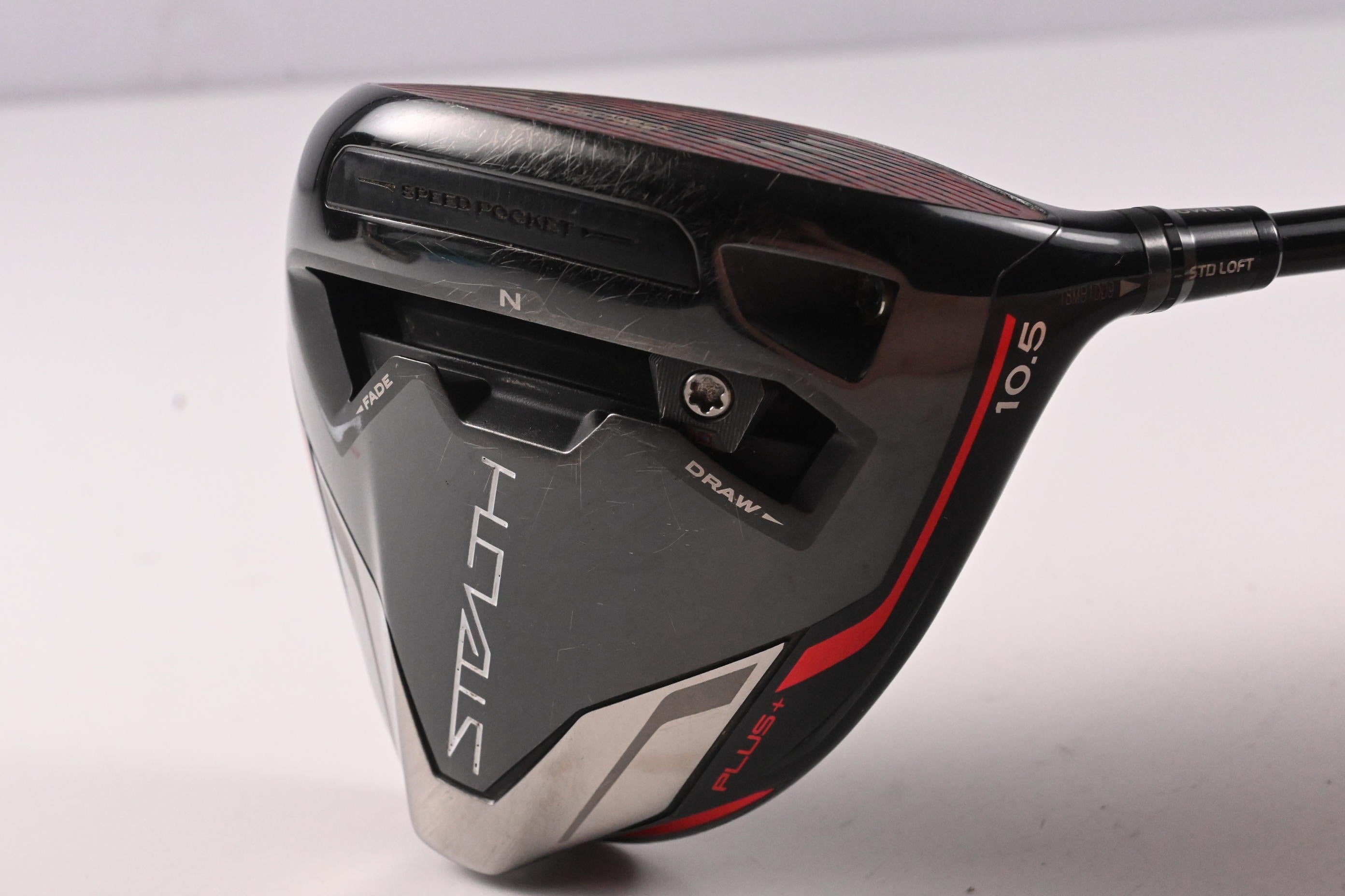 Taylormade Stealth Plus Driver / 10.5 Degree / Regular Flex HZRDUS Smoke Red 60