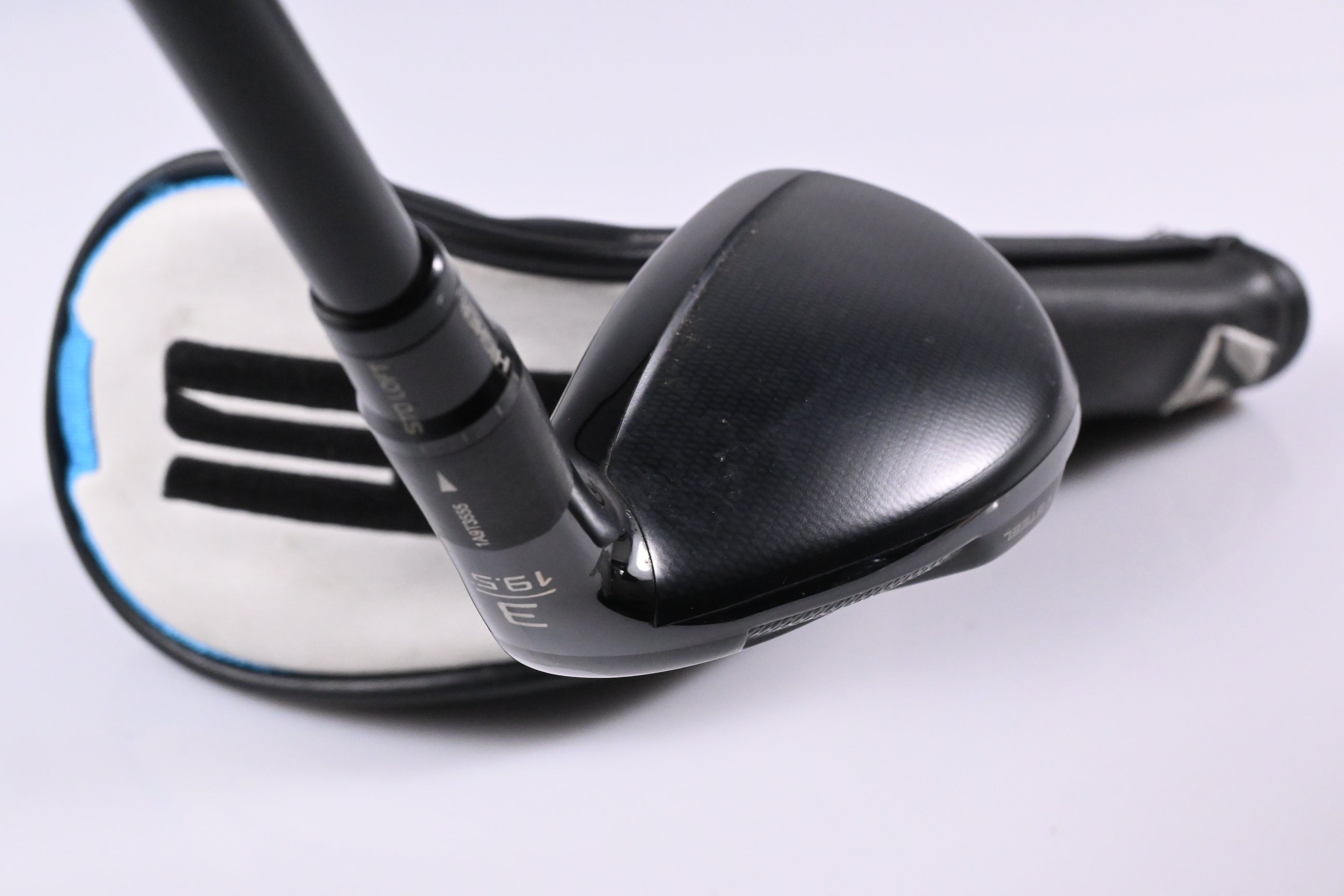 Taylormade SIM2 #3 Hybrid / 19.5 Degree / Stiff Flex Tensei AV Raw Blue 80 Shaft