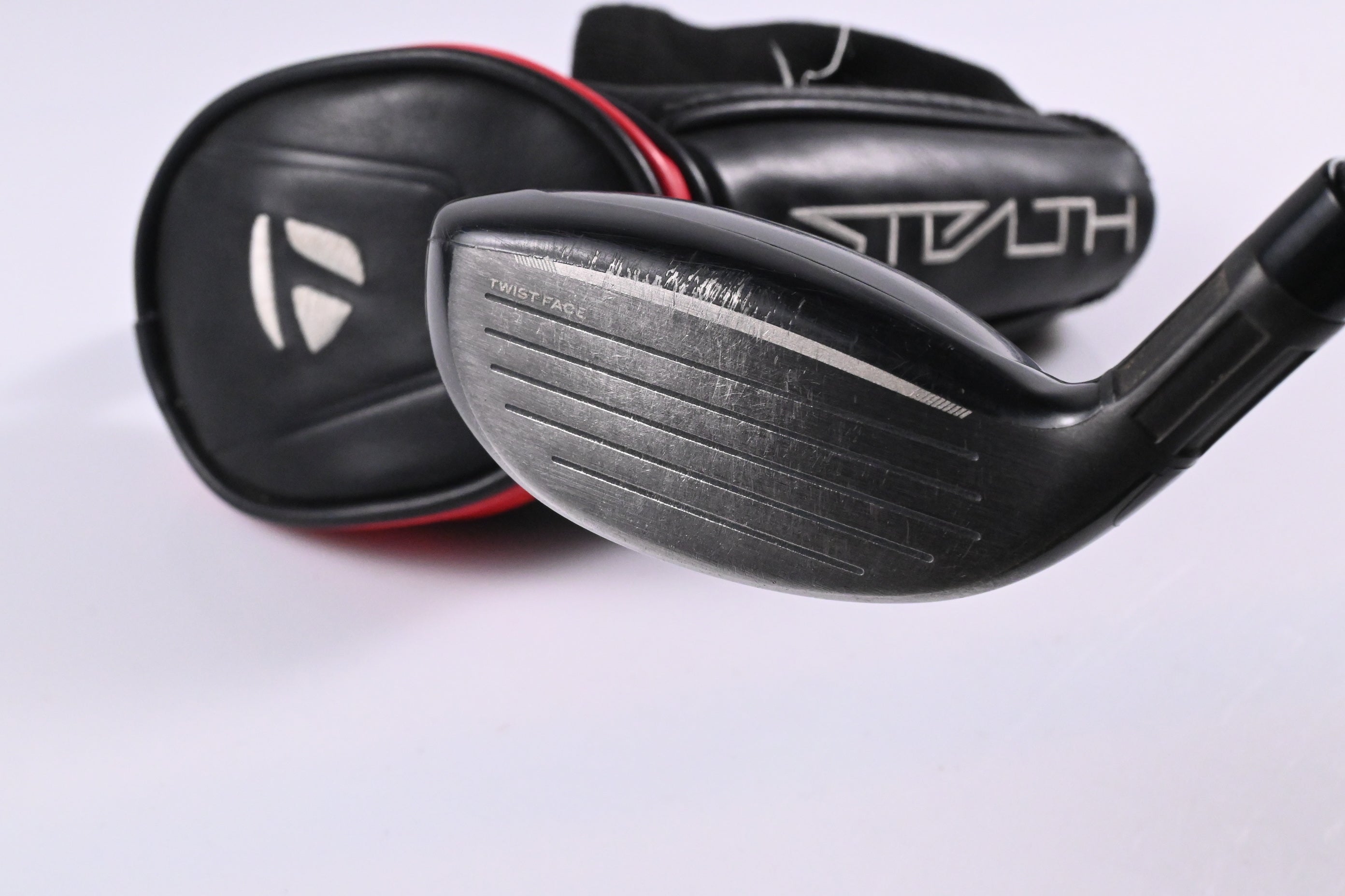 Taylormade Stealth #3 Hybrid / 19 Degree / Stiff Flex Fujikura Ventus Red 7